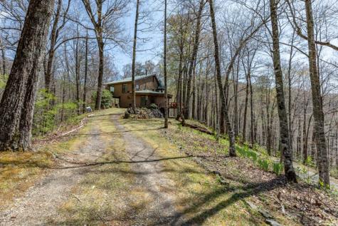 425 Running Deer Lane Murphy NC 28906