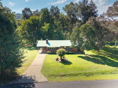 110 Laurel Lane Marble NC 28905