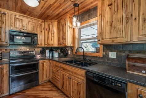 1064 Pinedale Lane Andrews NC 28901