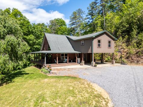 1064 Pinedale Lane Andrews NC 28901