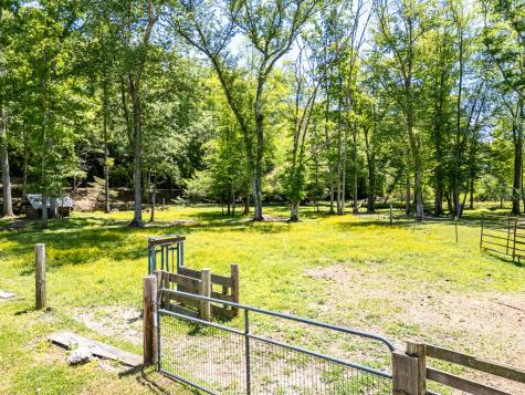1064 Pinedale Lane Andrews NC 28901