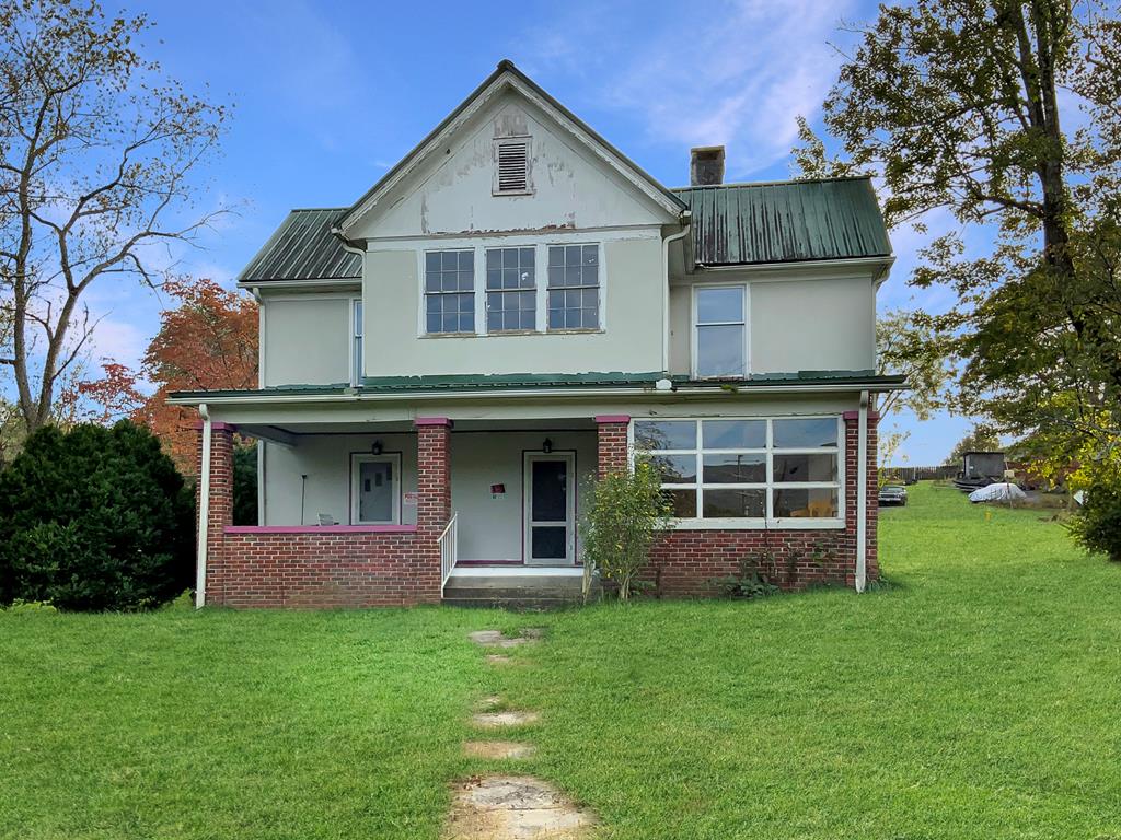 61 Fairview Road Andrews NC 28901