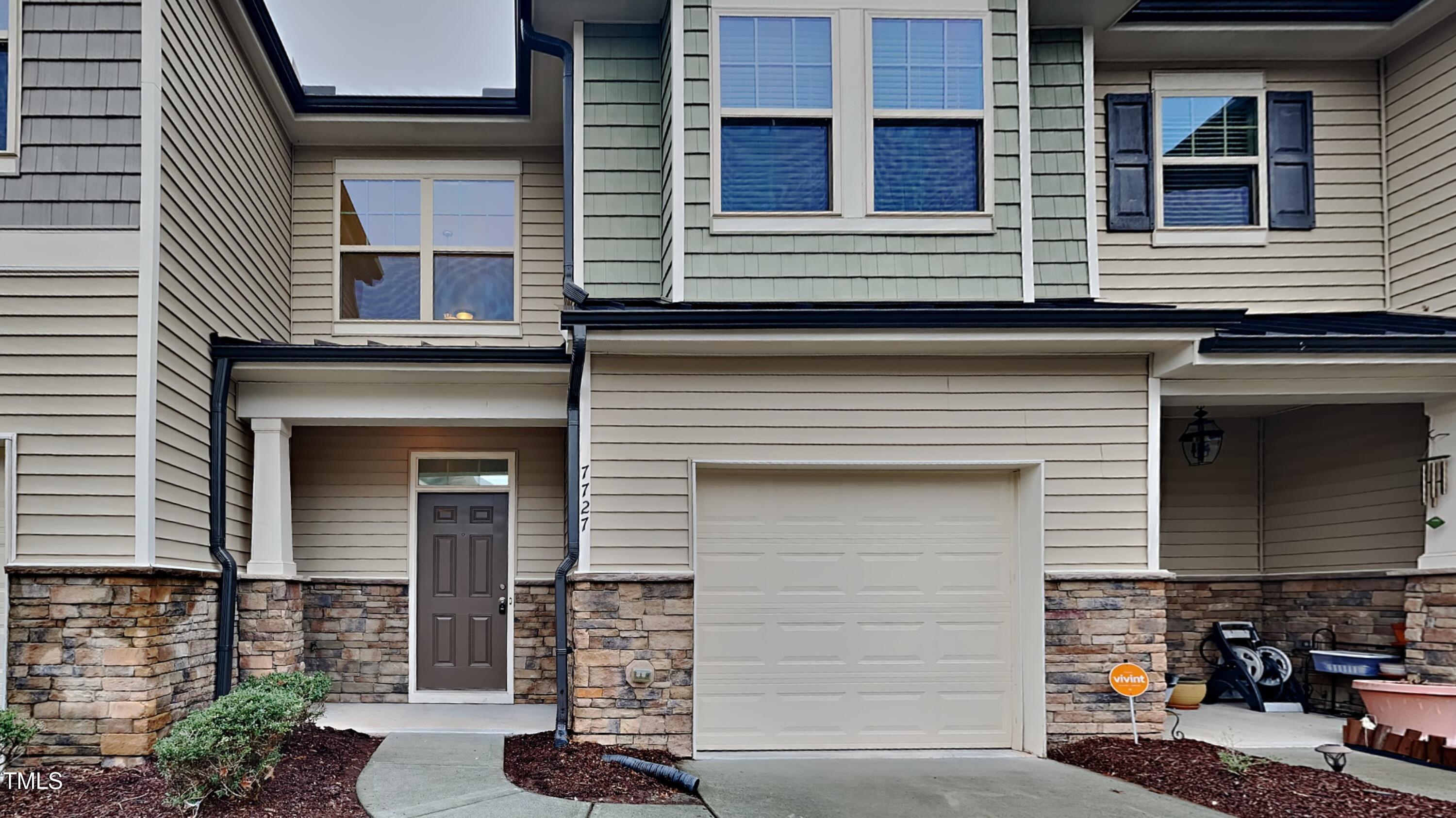 7727 Weathered Oak Way Raleigh NC 27616