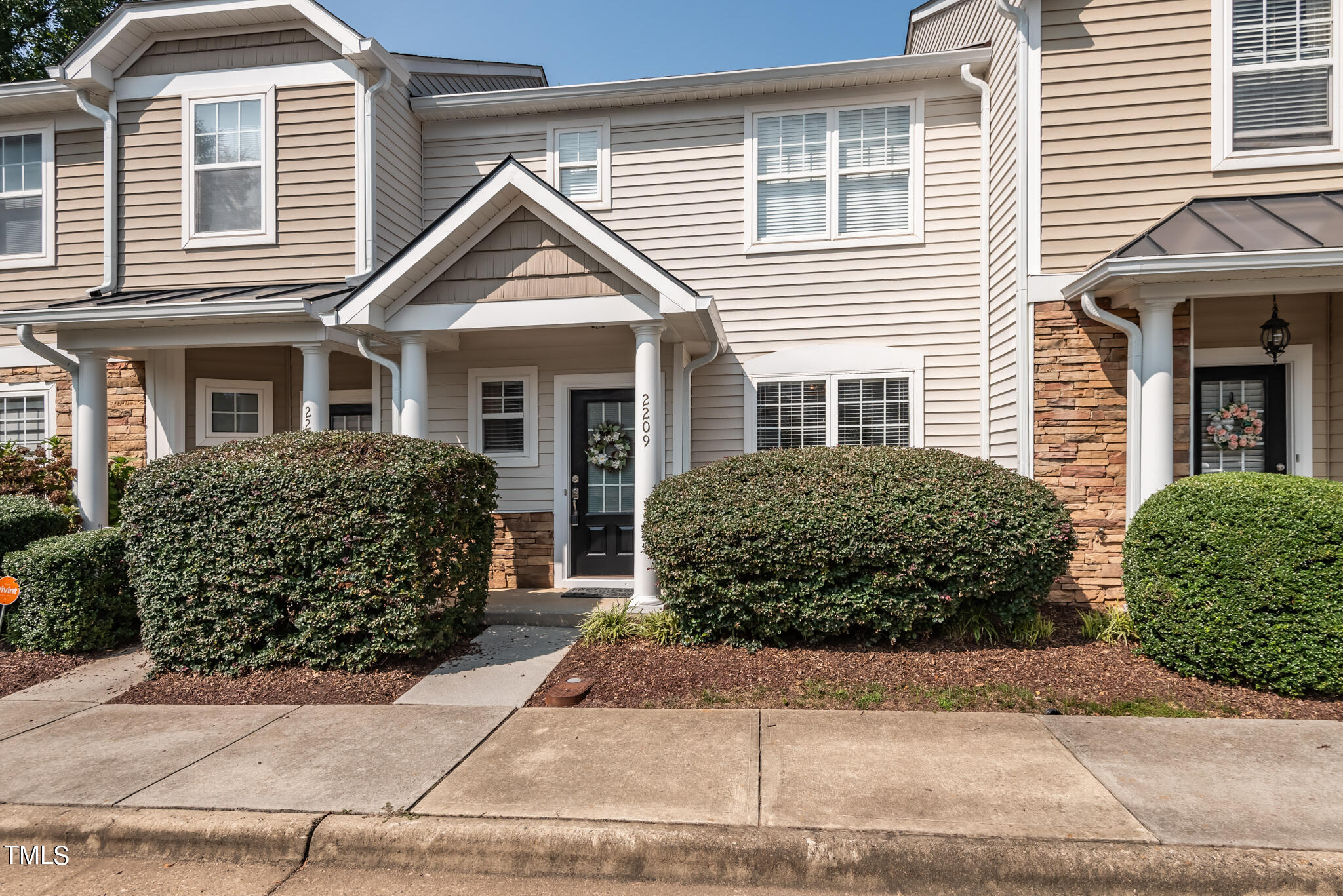 2209 Bankshill Row Raleigh NC 27614