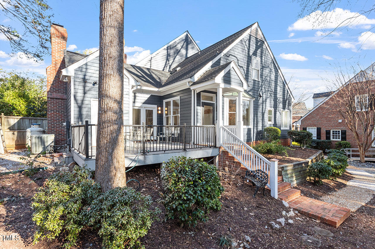 1609 Village Glenn Drive Raleigh NC 27612
