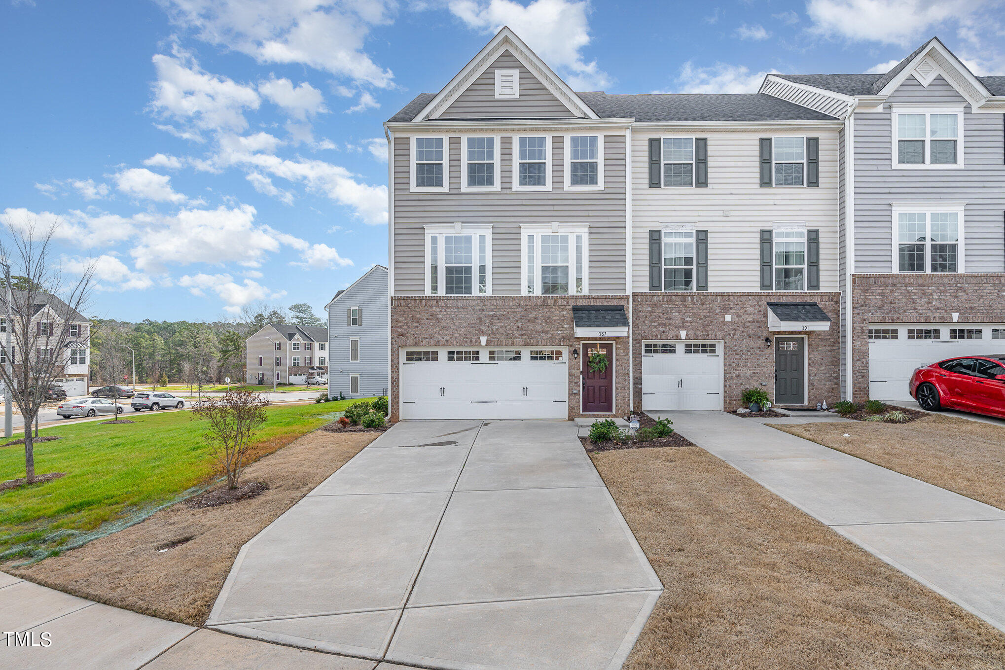 387 Amber Acorn Avenue Raleigh NC 27603