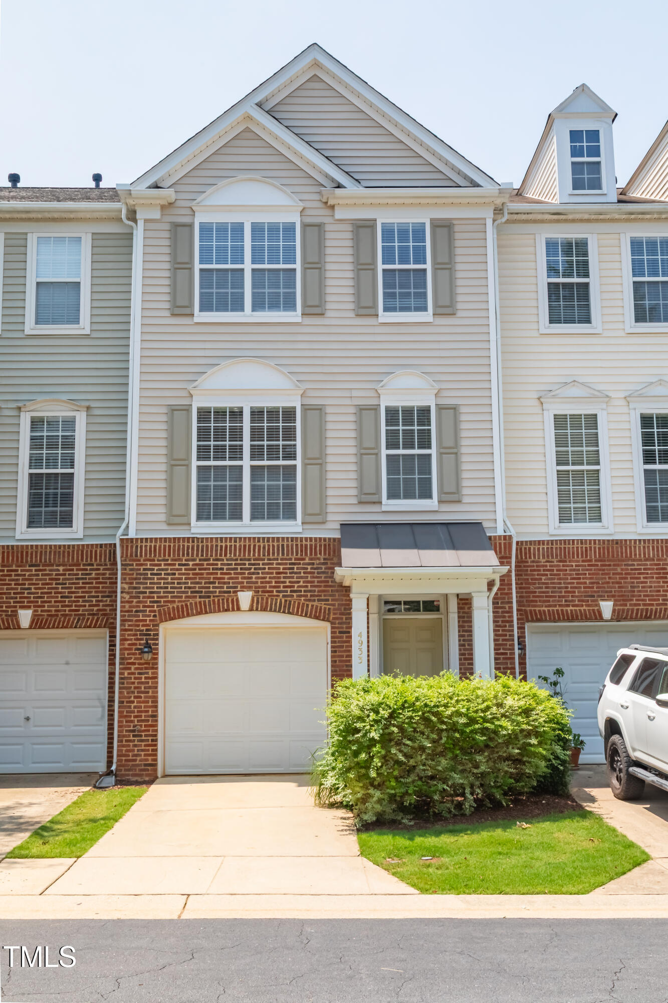 4933 Wyatt Brook Way Raleigh NC 27609