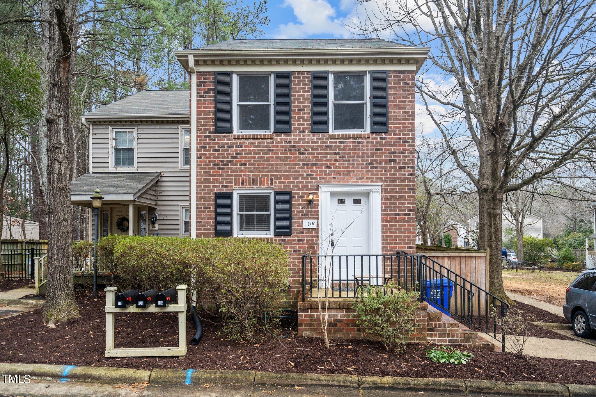 108 Gunston Court Chapel Hill NC 27514