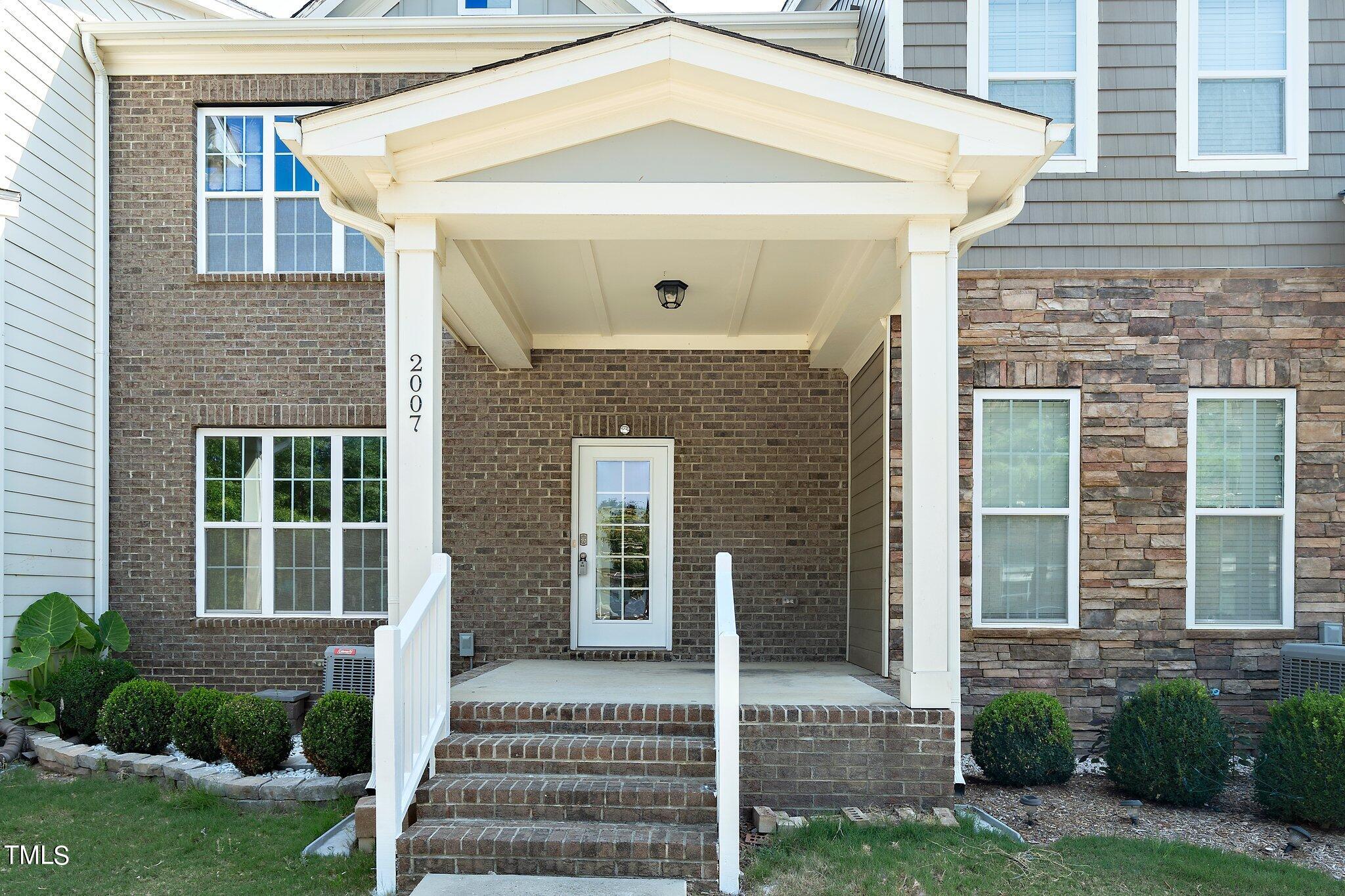 2007 Hayes Lane Holly Springs NC 27540