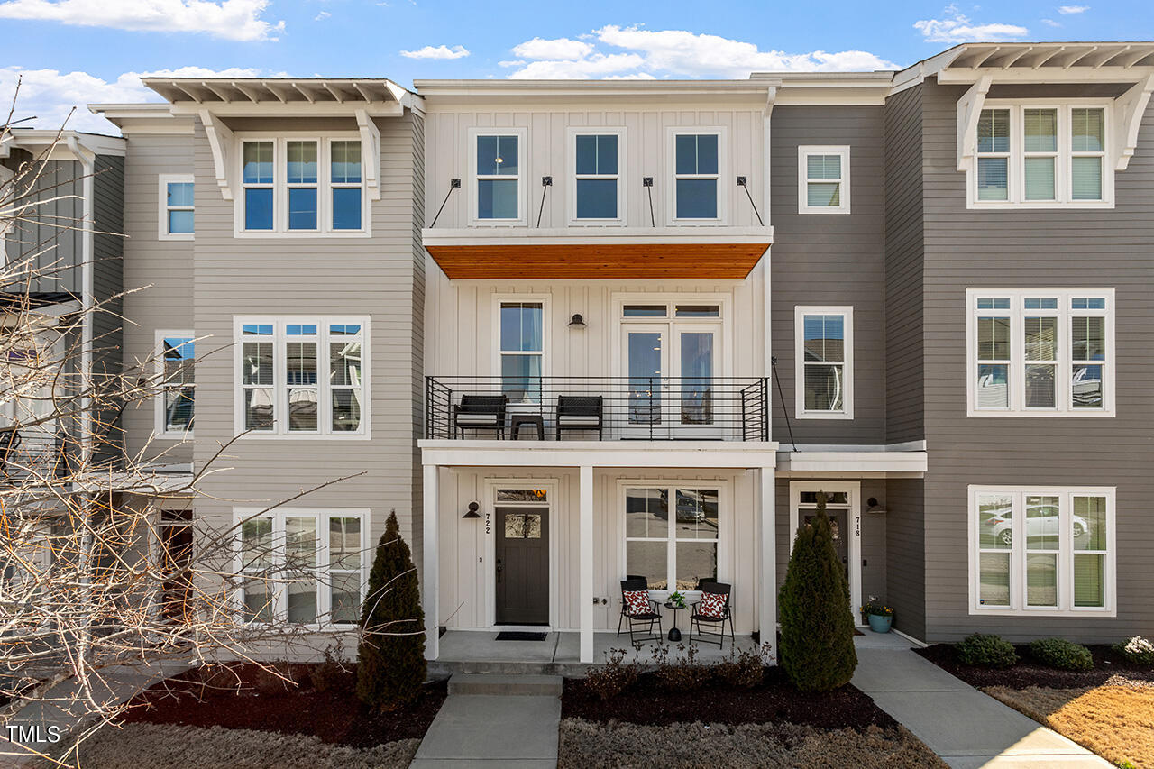 722 Peakland Place Raleigh NC 27604