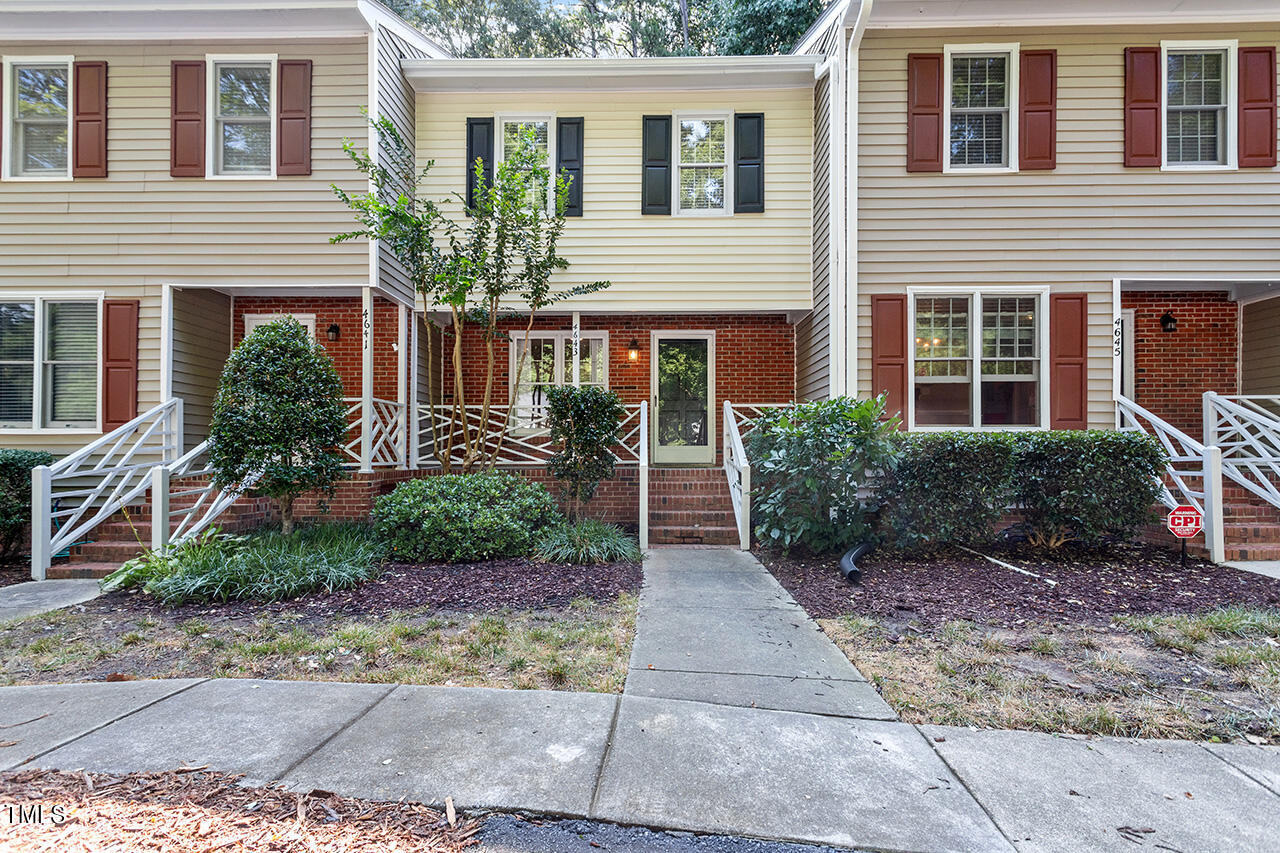 4643 Townesbury Lane Raleigh NC 27612