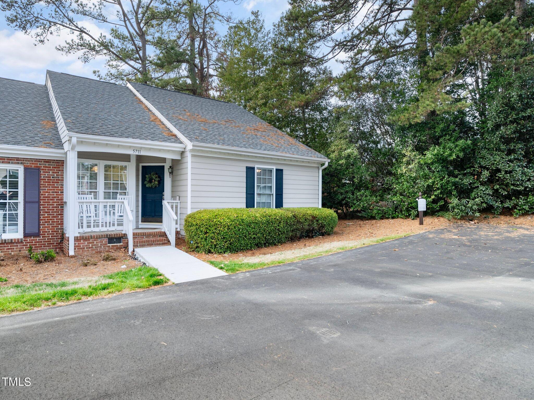 5711 Grasmere Court Raleigh NC 27609