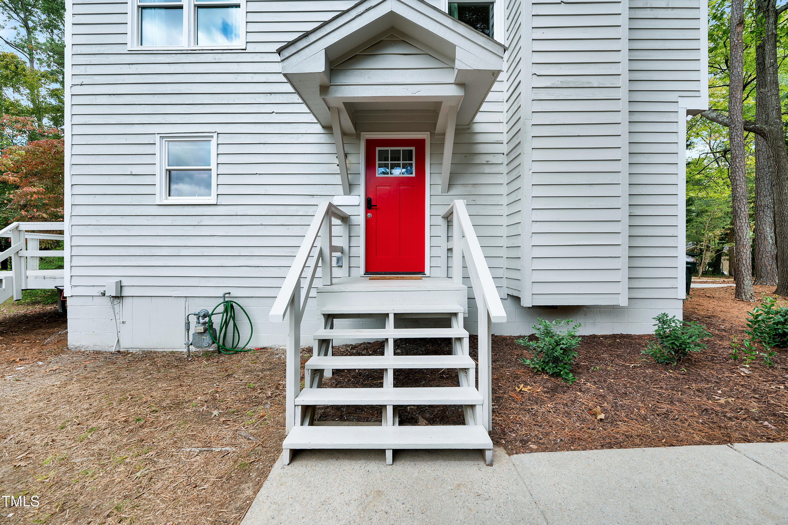 810 Flintwood Court Raleigh NC 27609