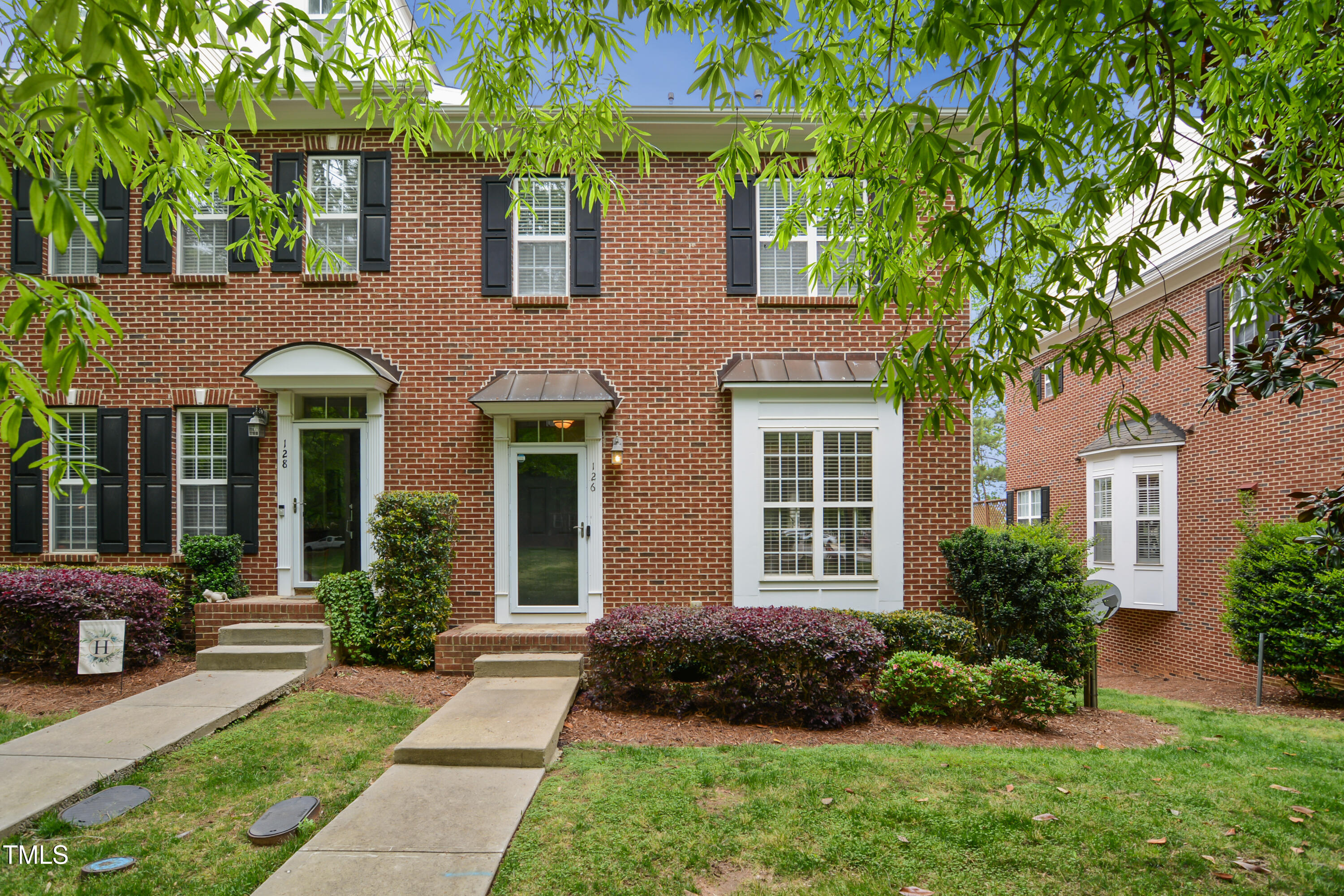 126 W Savannah Ridge Road Holly Springs NC 27540