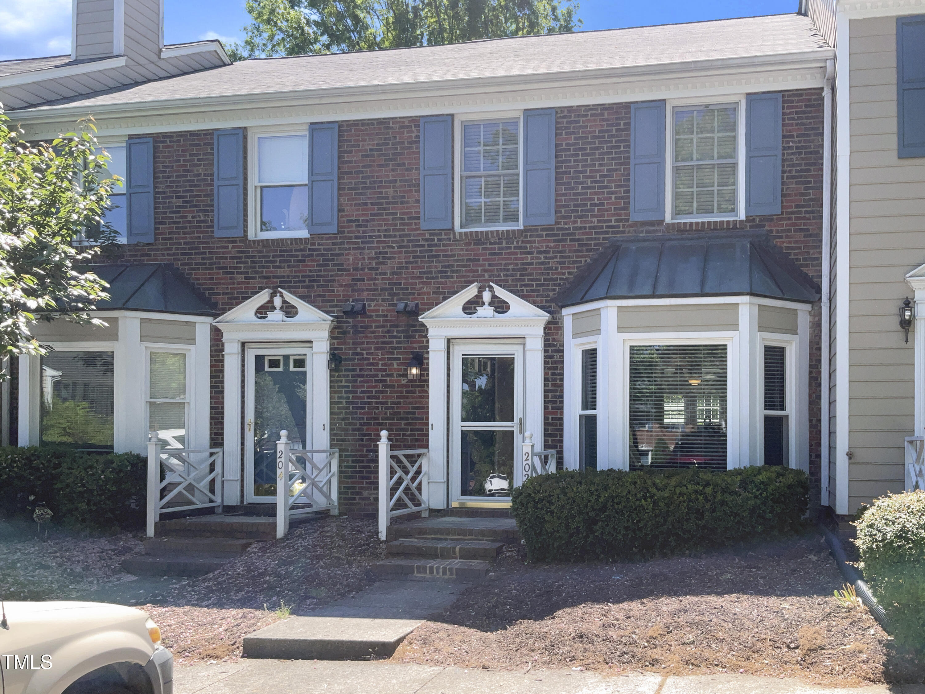202 Standish Drive Chapel Hill NC 27517