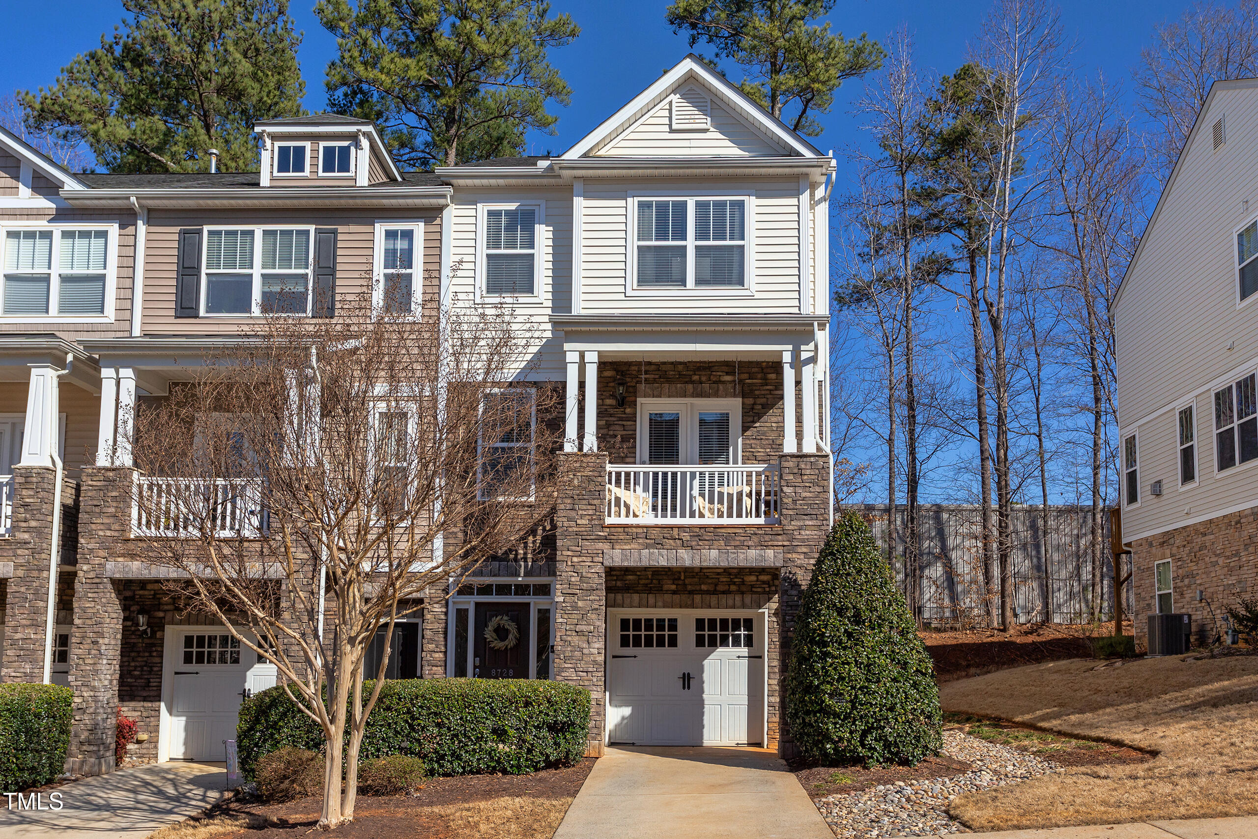 8728 Cypress Grove Run Raleigh NC 27612