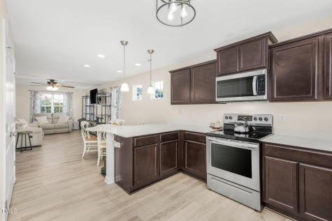 7557 Oliver Park Drive Whitsett NC 27377