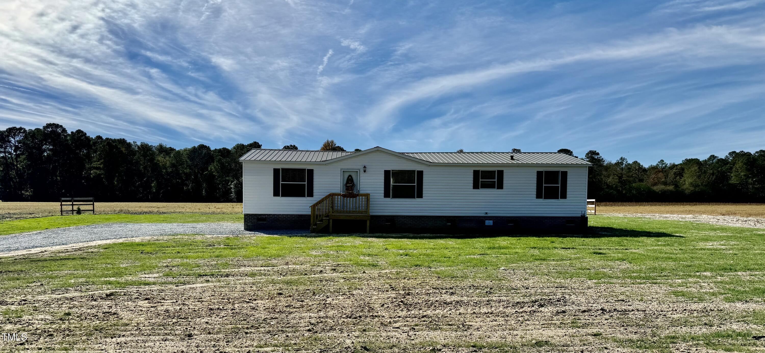 9124 Nc Highway 50 S Newton Grove NC 28366