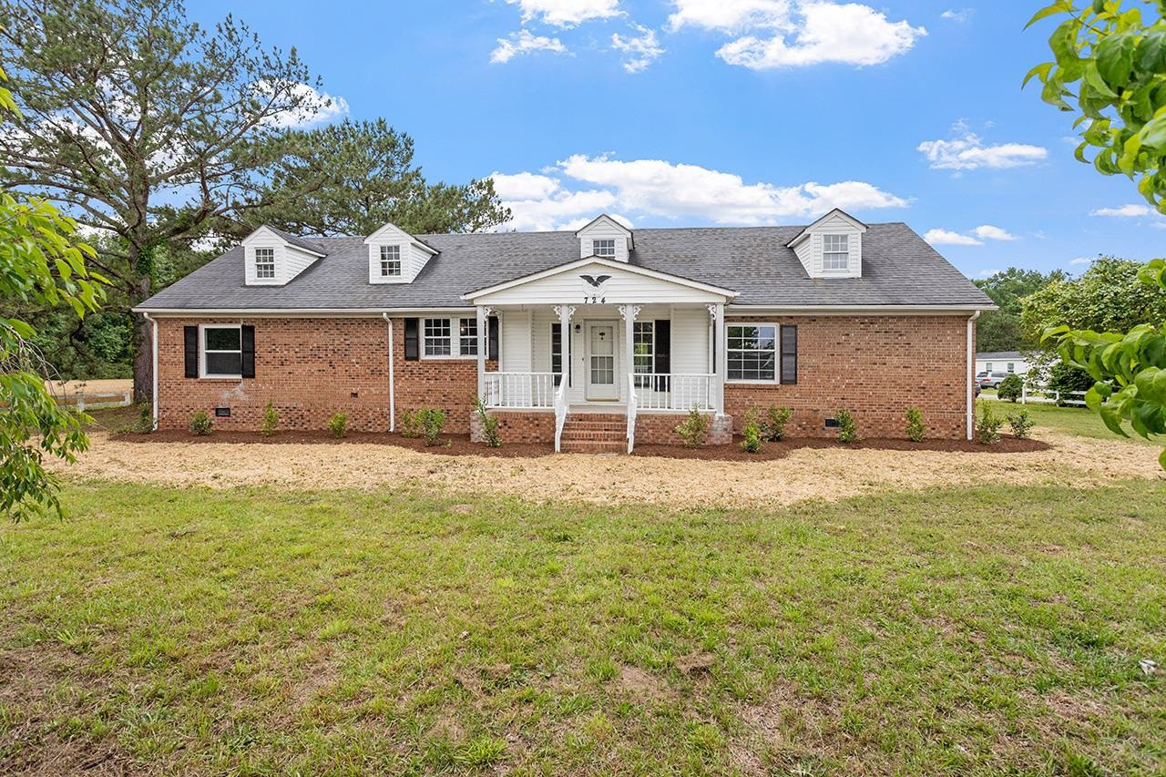 724 Hawkins Road Selma NC 27576