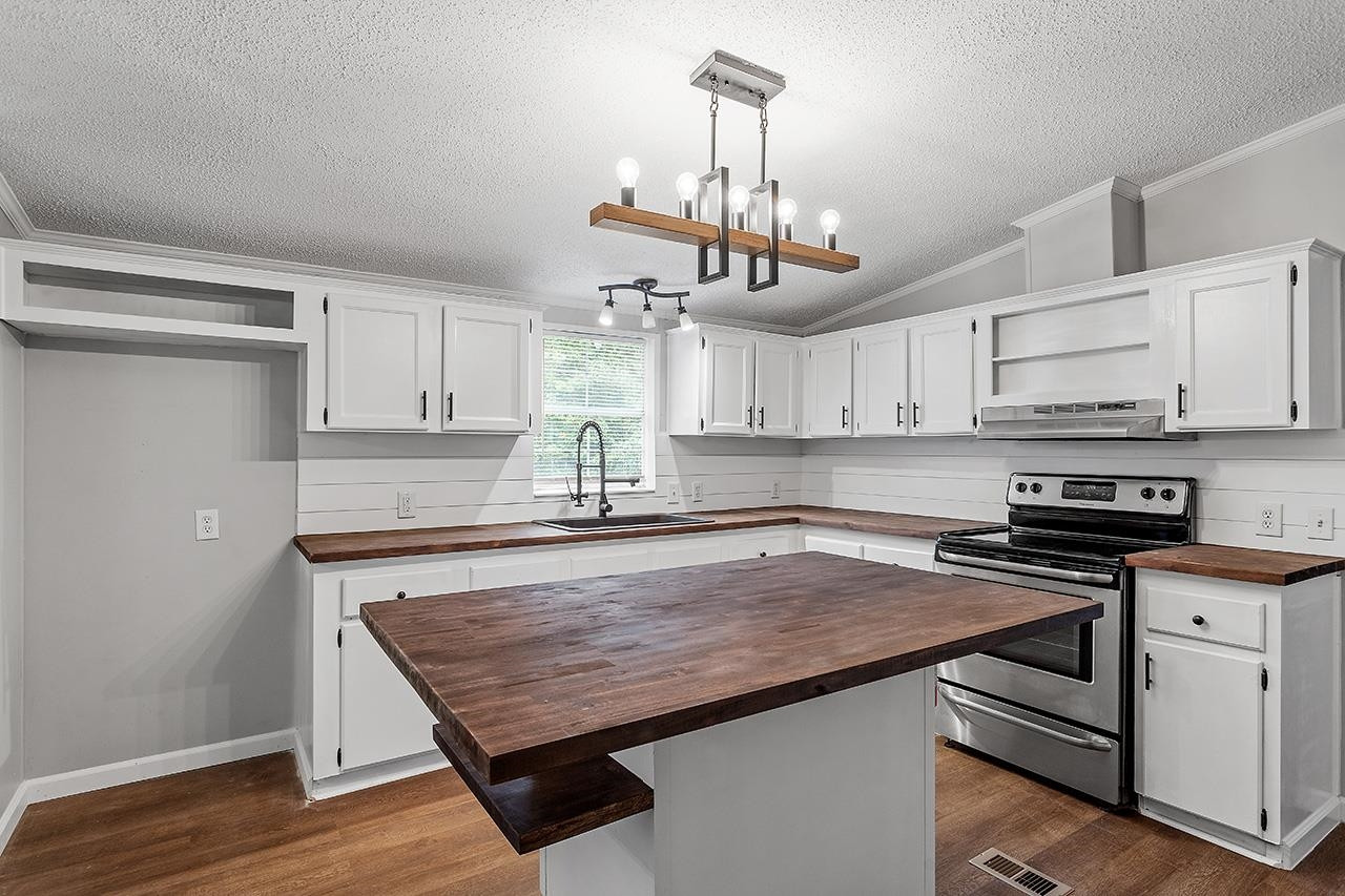 125 Blue Slate Lane Clayton NC 27520