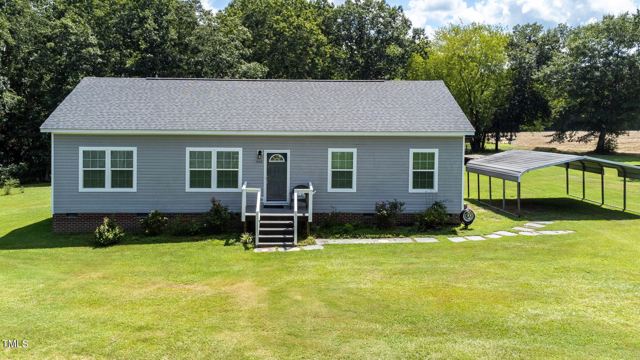 1608 Oakridge Duncan Road Fuquay Varina NC 27526
