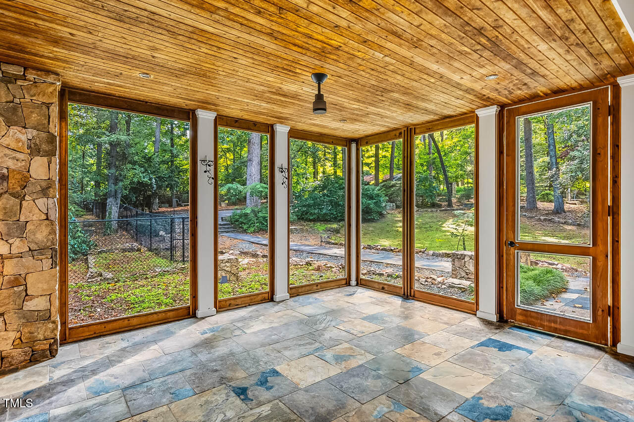 52 Dogwood Acres Drive Chapel Hill NC 27516