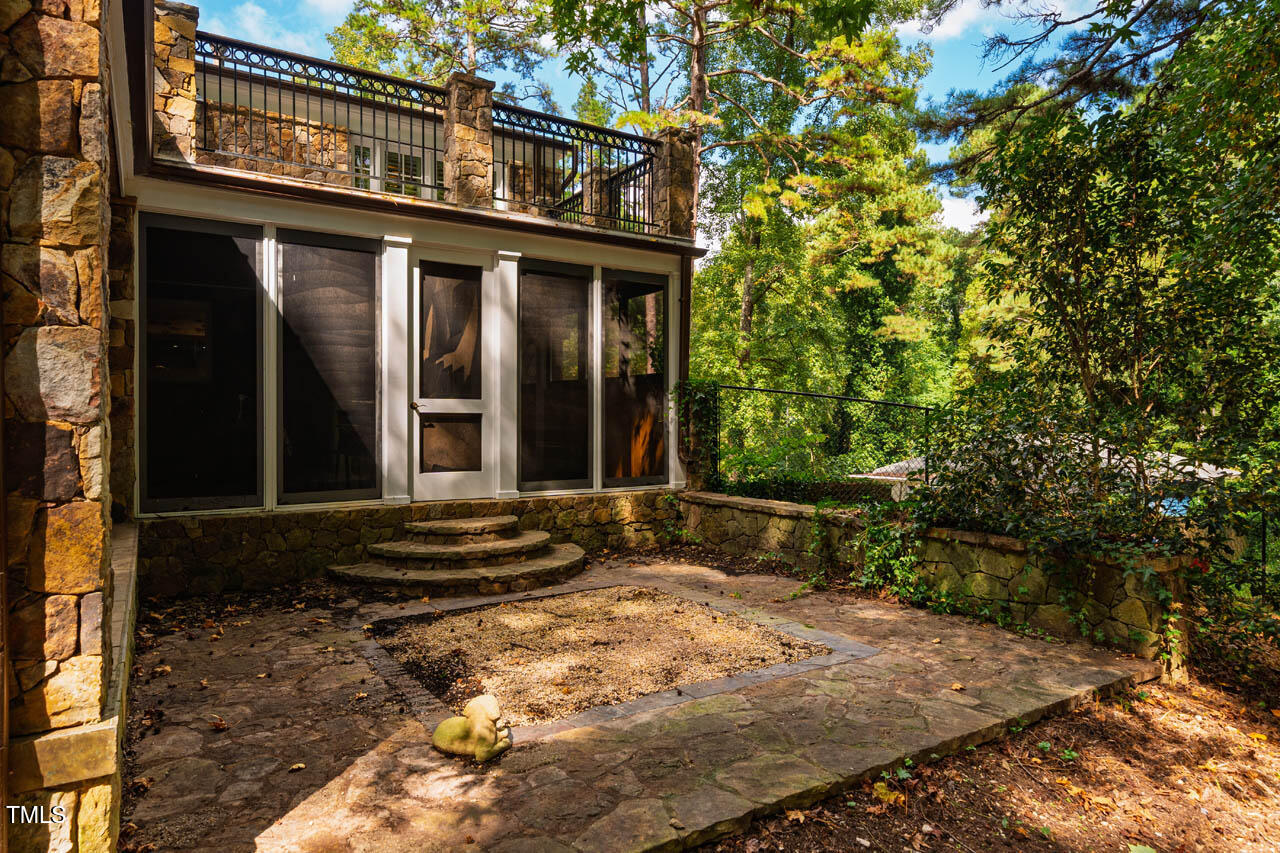 52 Dogwood Acres Drive Chapel Hill NC 27516