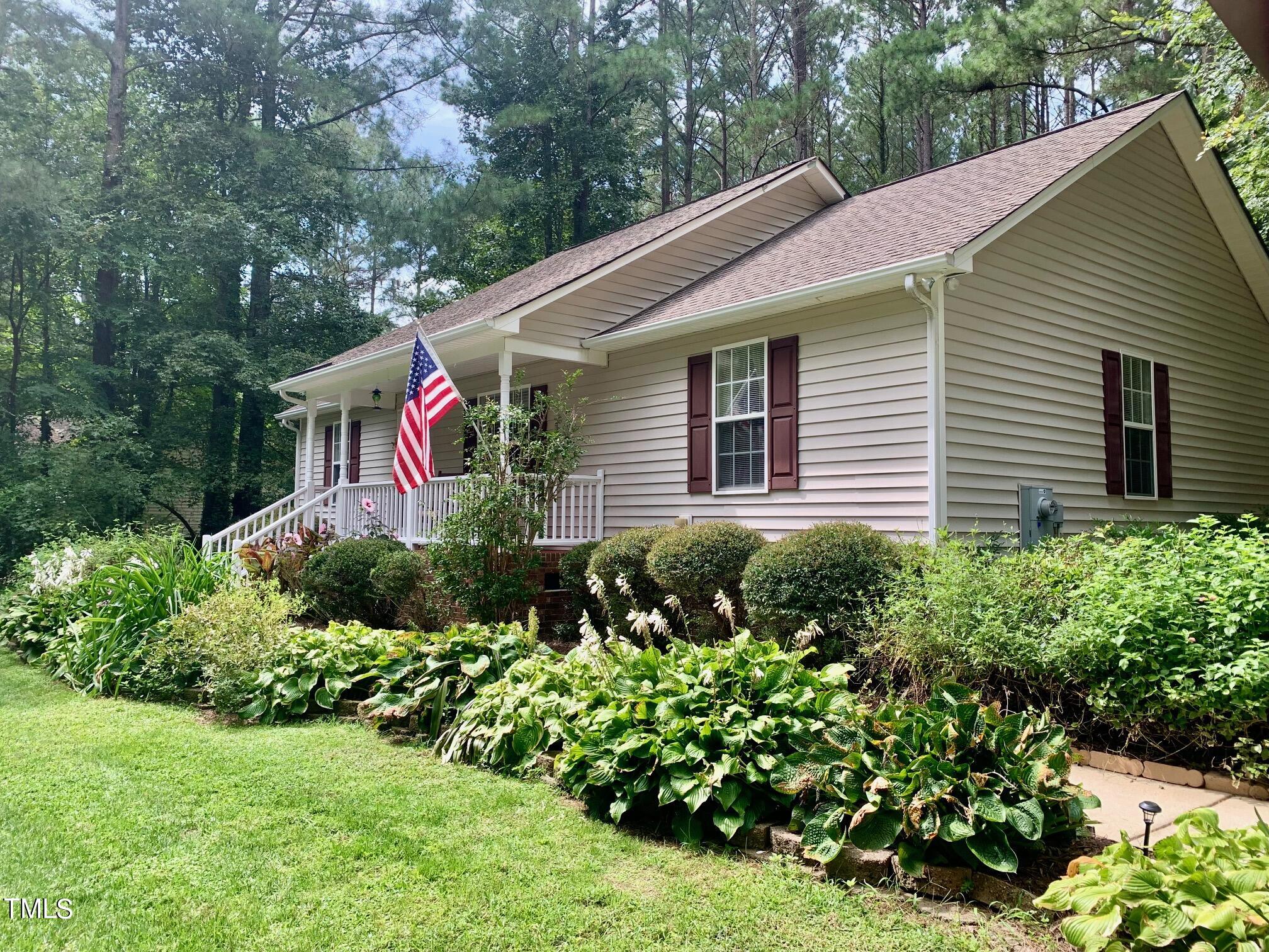282 Spaniel Lane Clayton NC 27520
