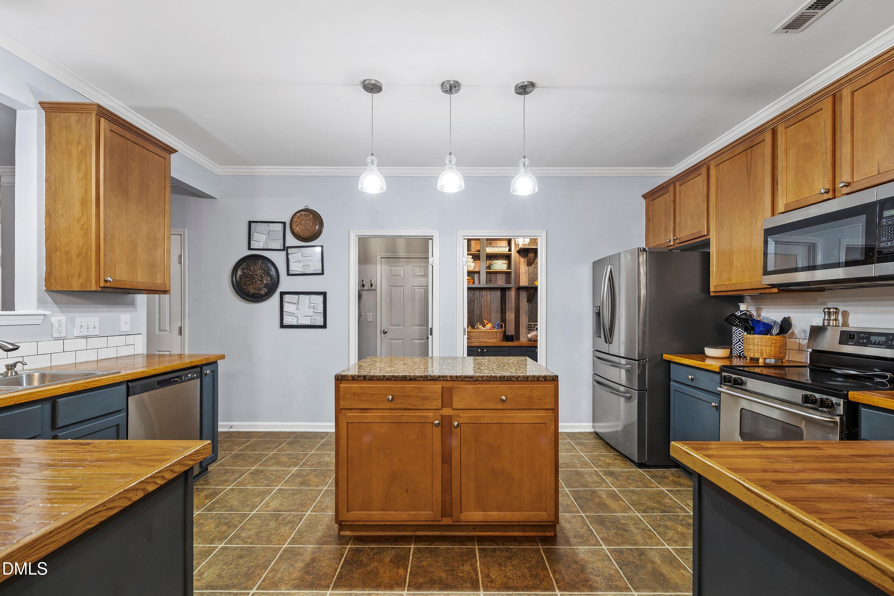 218 River Hills Drive Clayton NC 27527