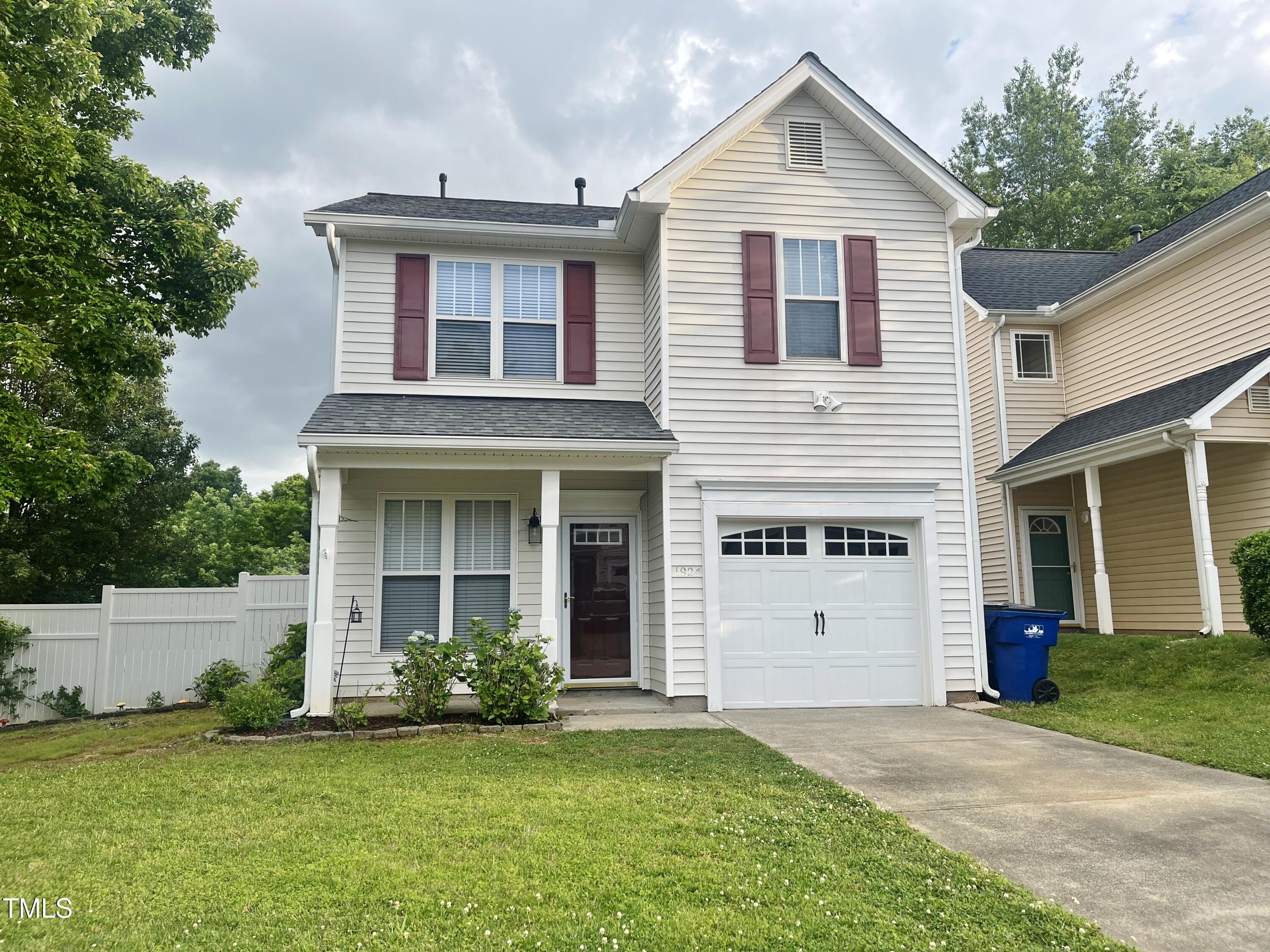 1924 Barngate Way Raleigh NC 27614