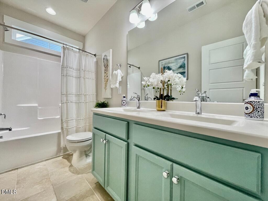 562 Beacon Ridge Boulevard Chapel Hill NC 27516