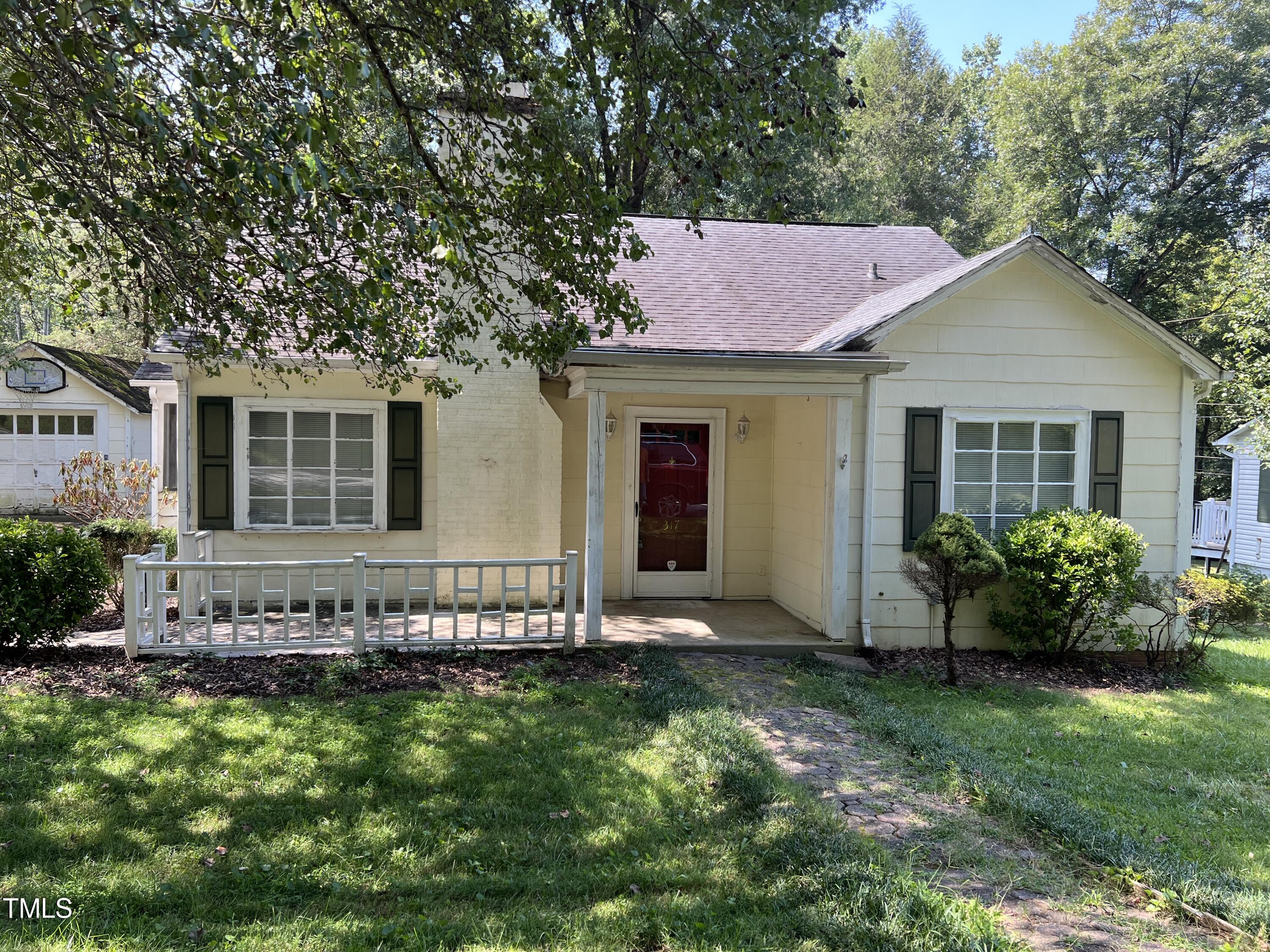 317 Eastover Circle NE Lenoir NC 28645