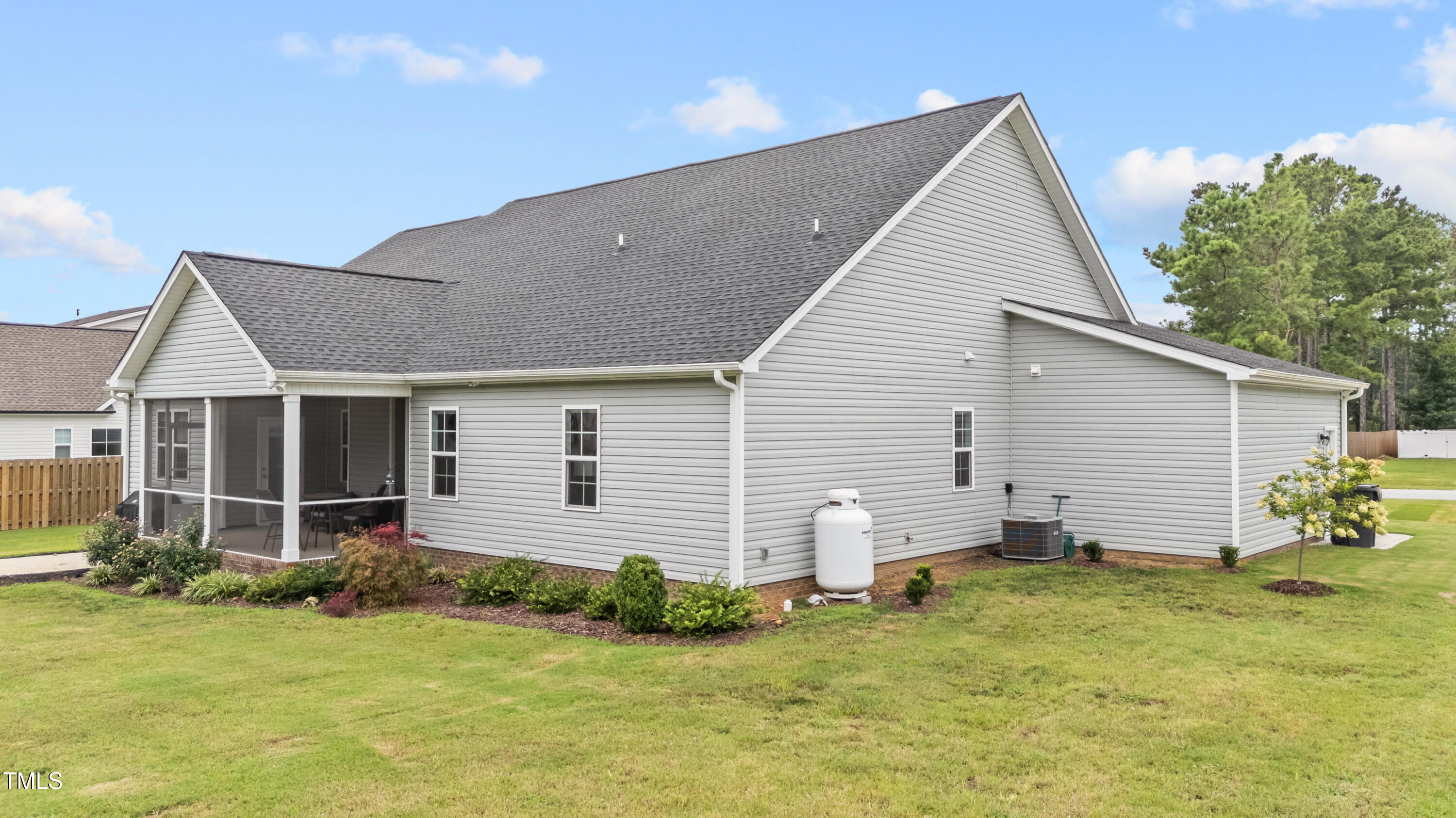 32 Boulder River Trail Benson NC 27504