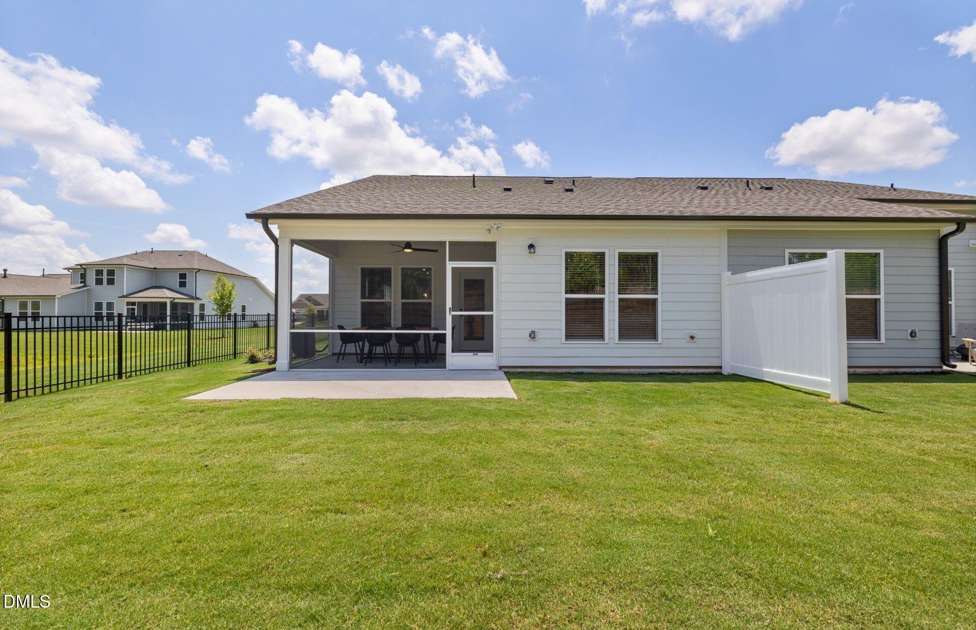 128 Omaha Way Clayton NC 27520