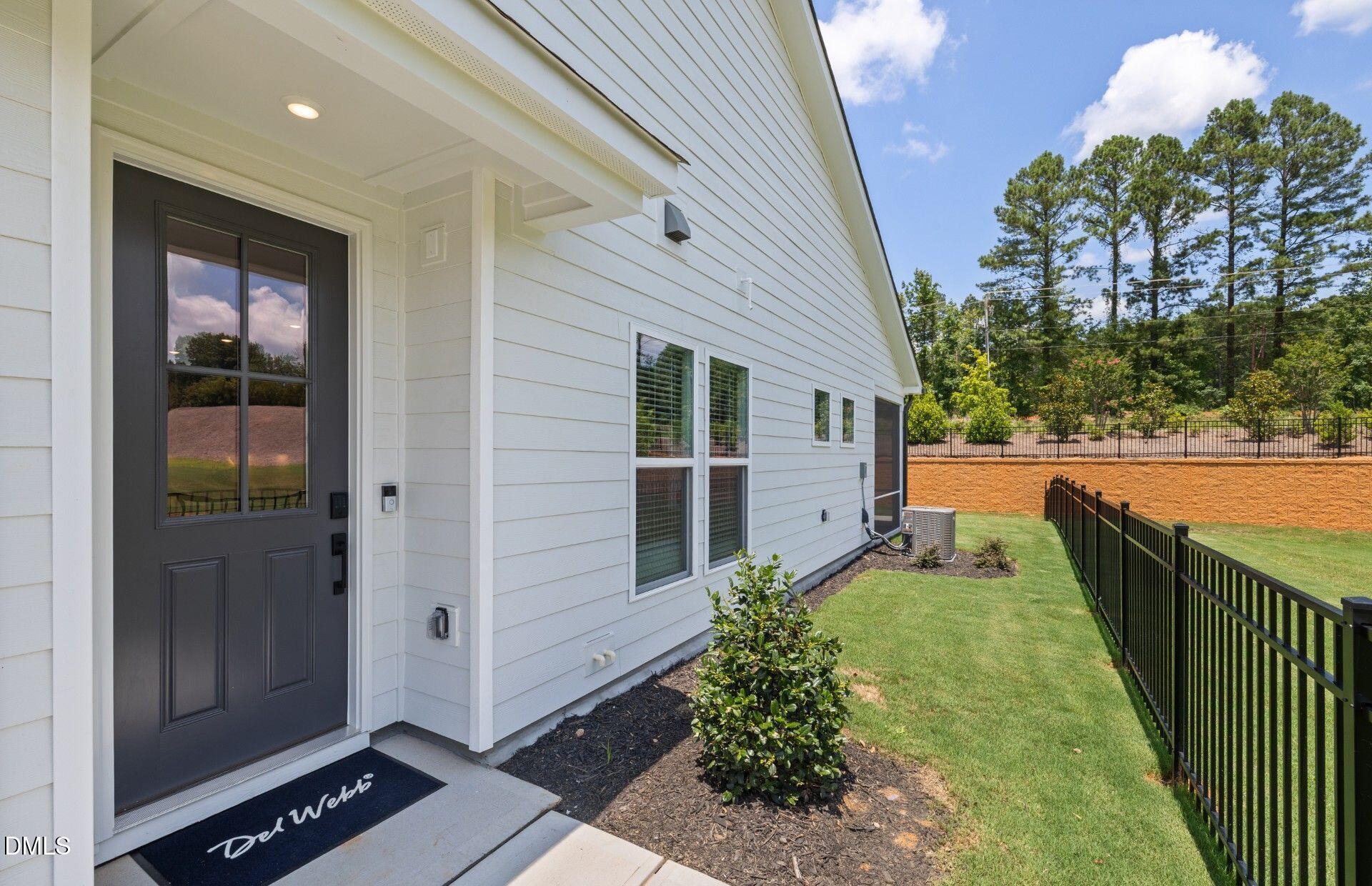 128 Omaha Way Clayton NC 27520