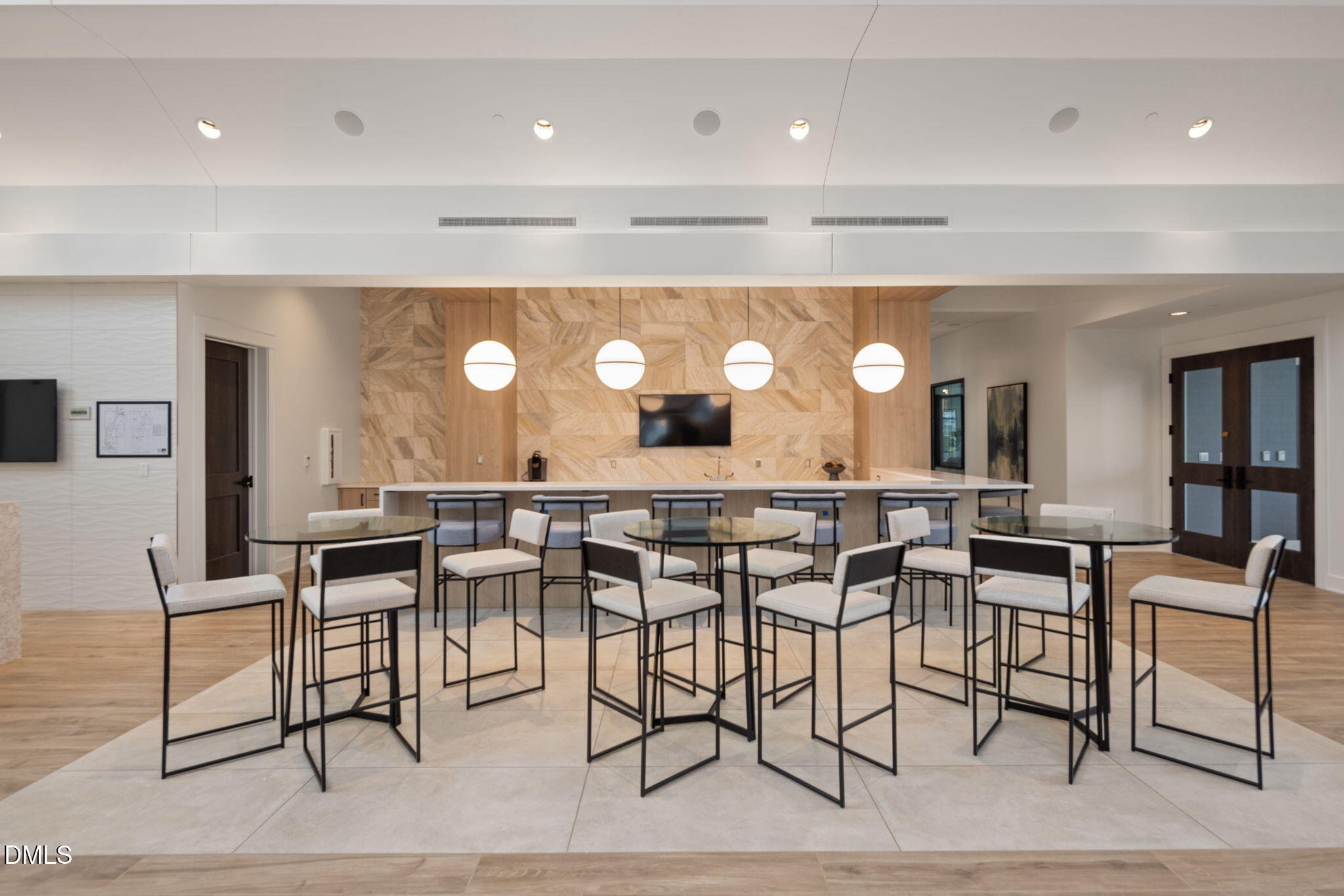 128 Omaha Way Clayton NC 27520