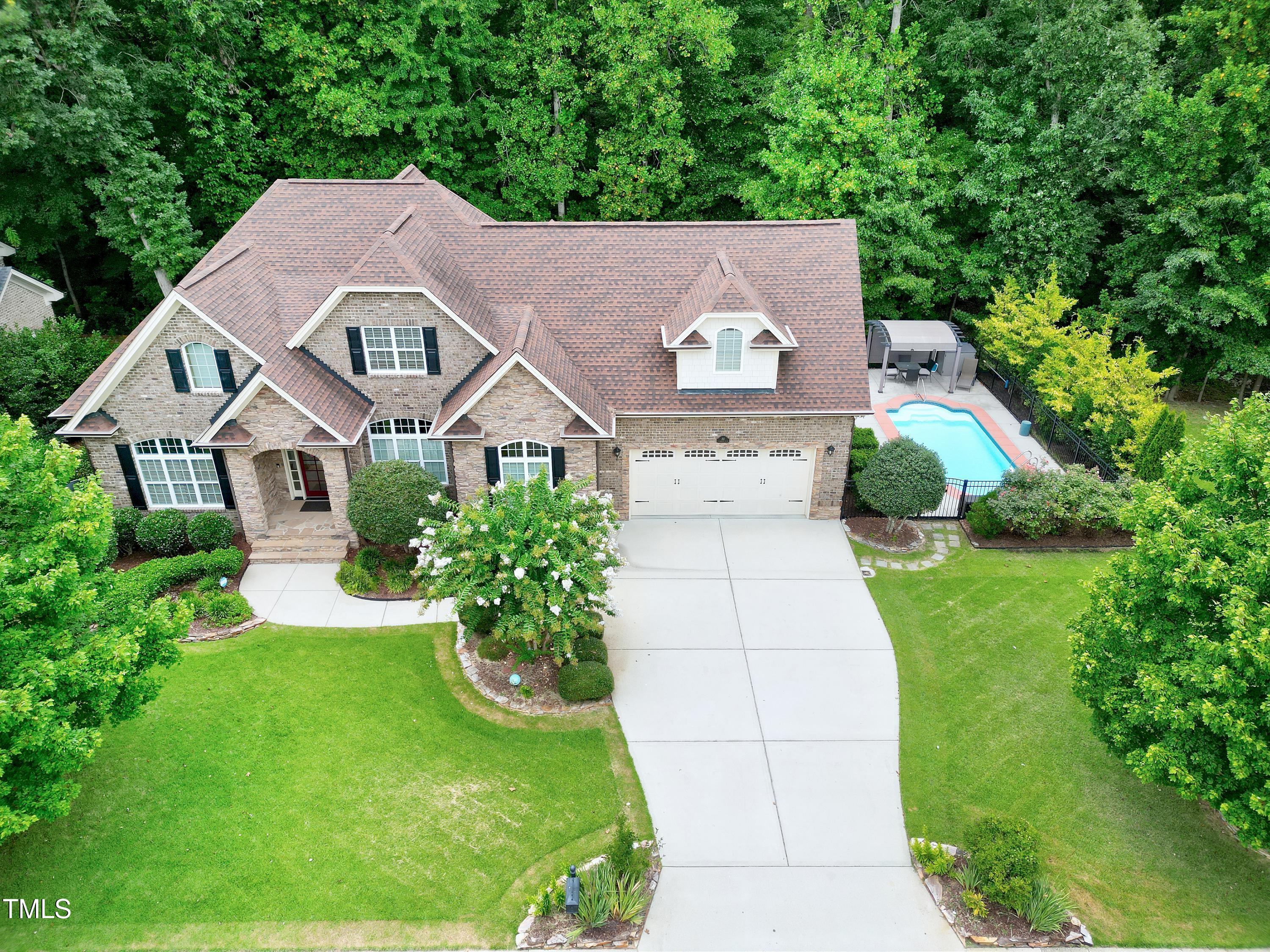 313 N Harrison Place Lane Fuquay Varina NC 27526