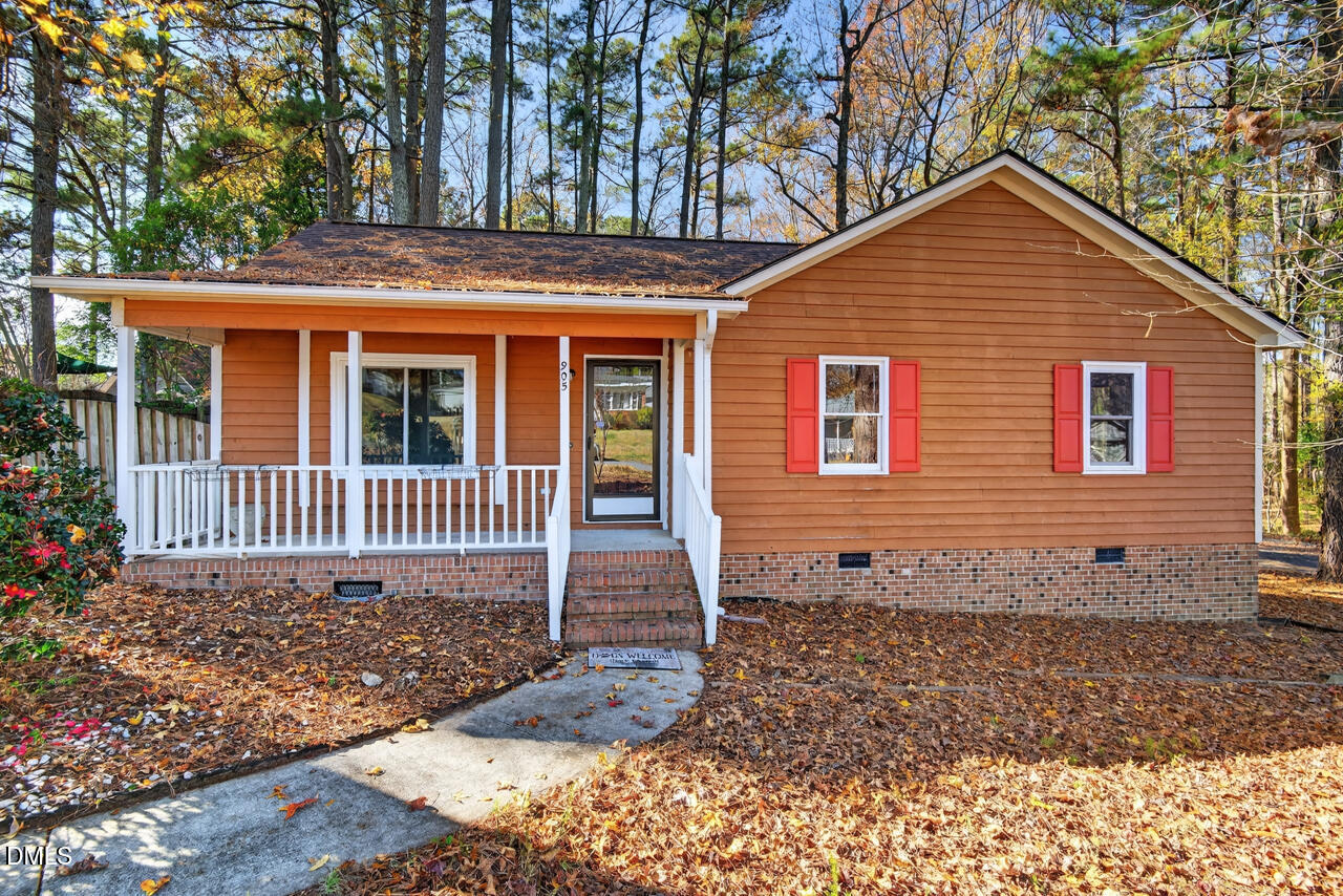 905 Pond Street Clayton NC 27520