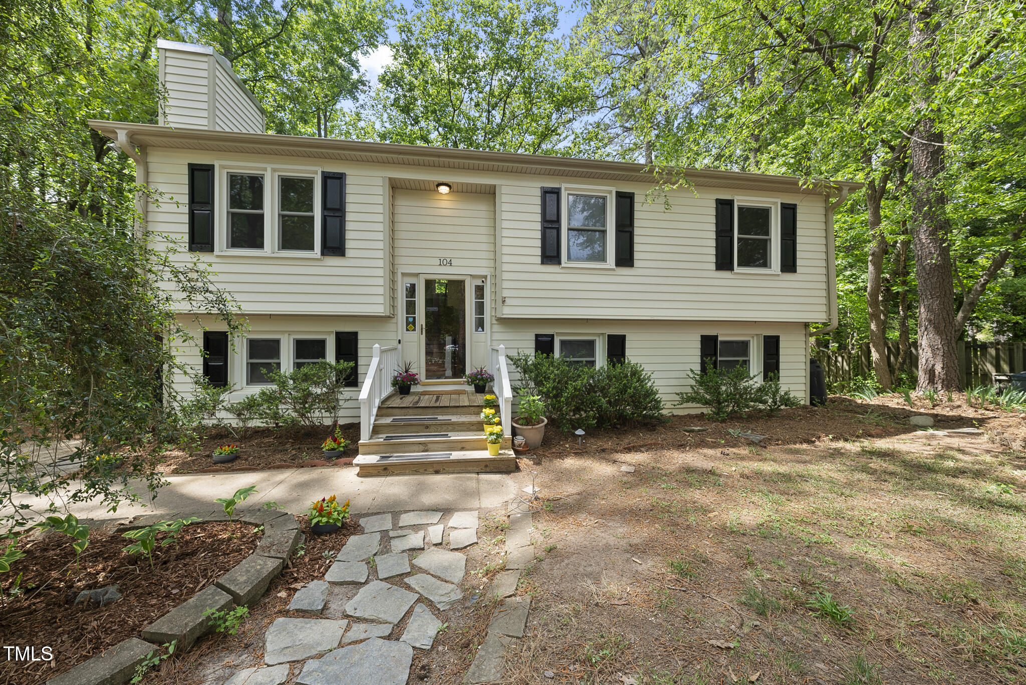 104 Farnham Court Garner NC 27529