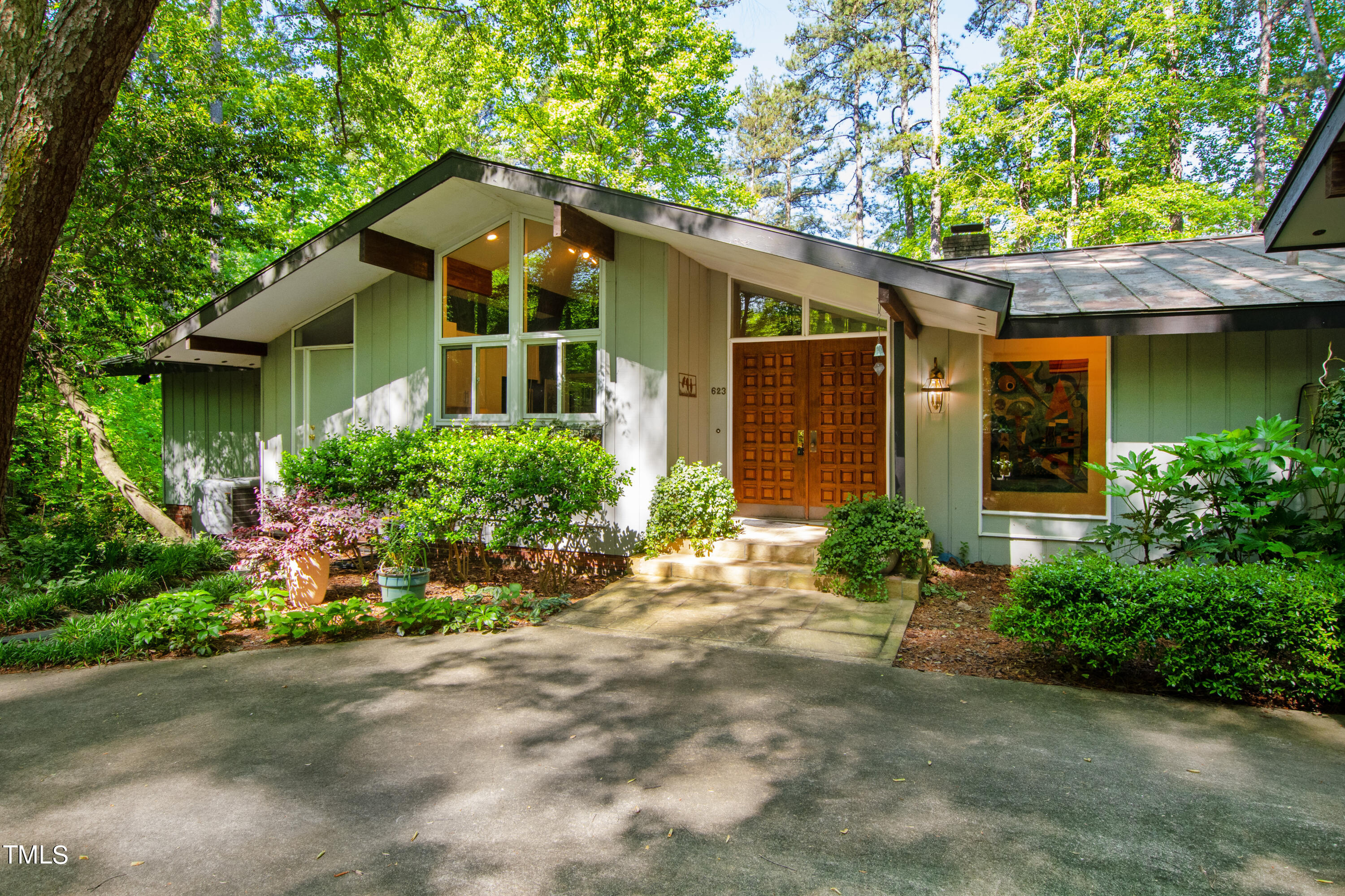 627 Lakestone Drive Raleigh NC 27609