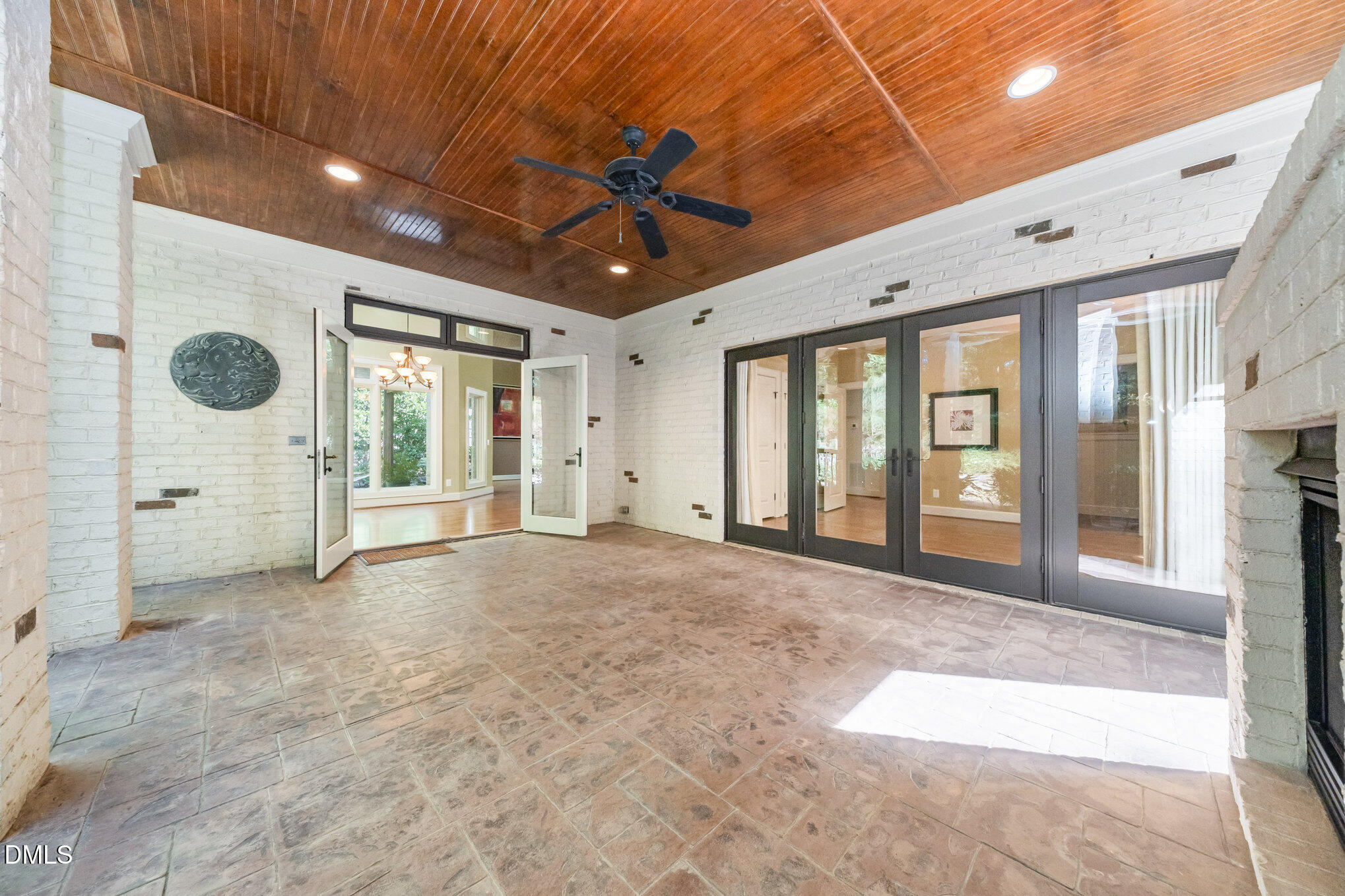 24 Brown Bear Chapel Hill NC 27517