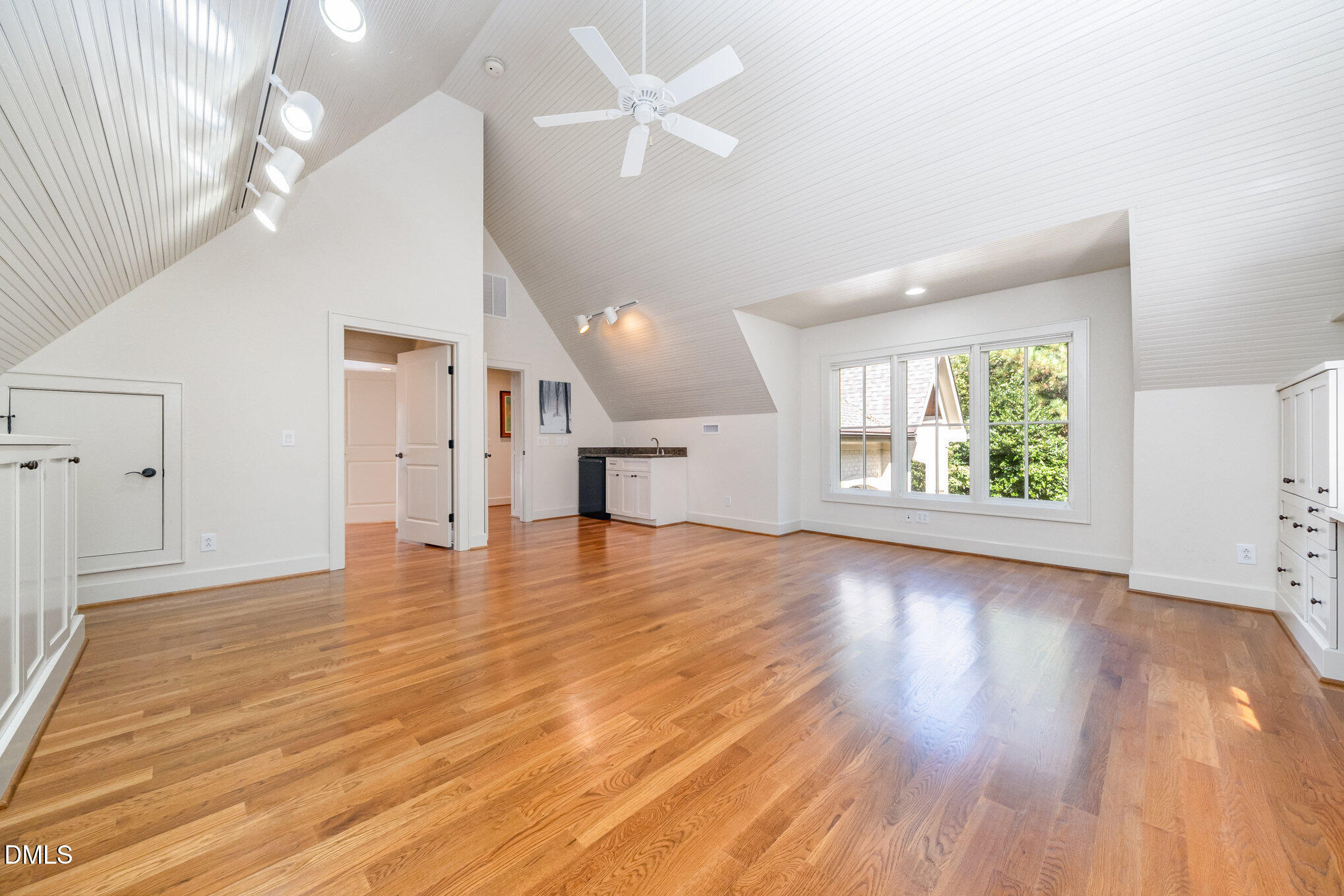 24 Brown Bear Chapel Hill NC 27517