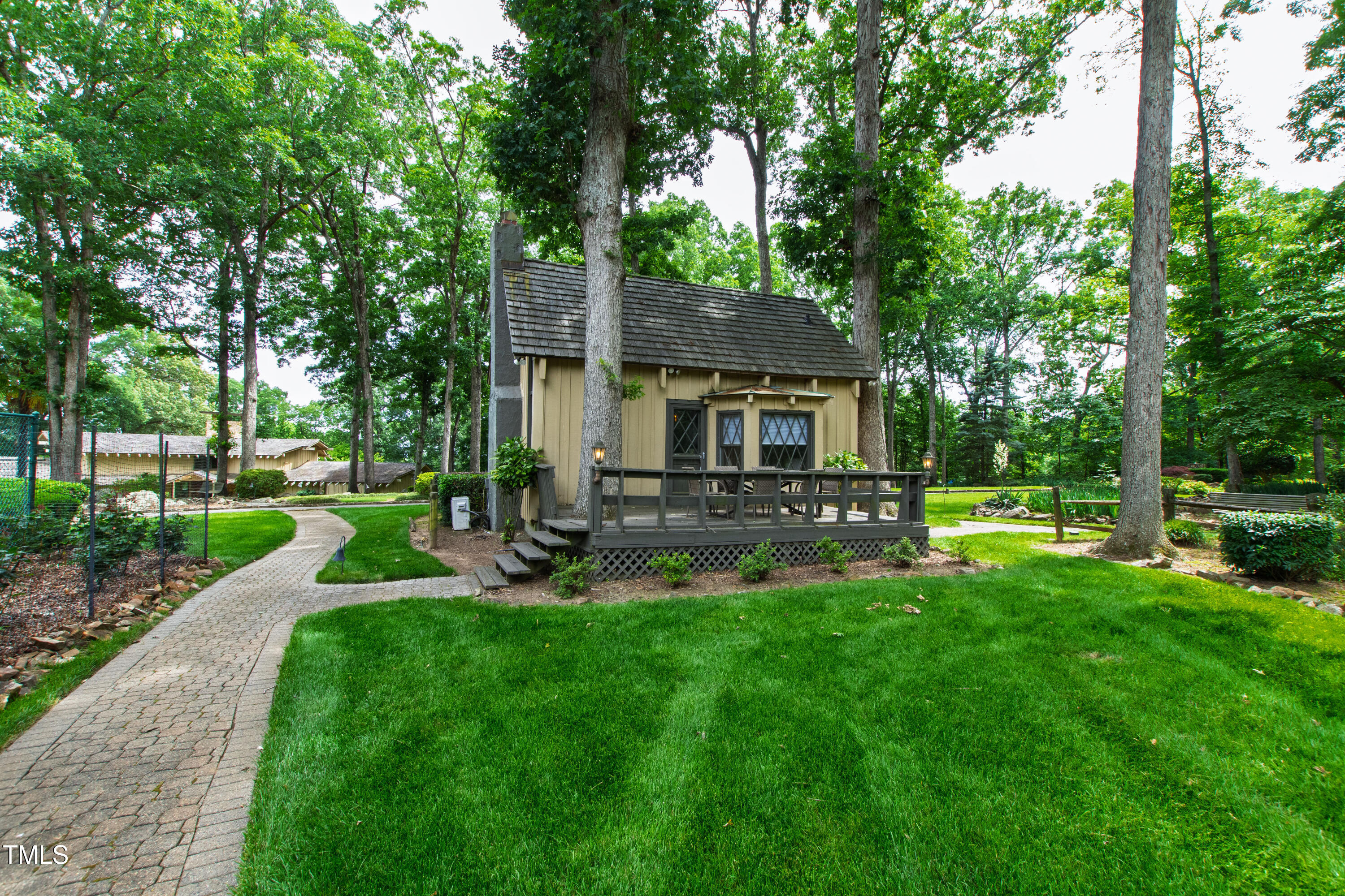 812 Kenmore Road Chapel Hill NC 27514