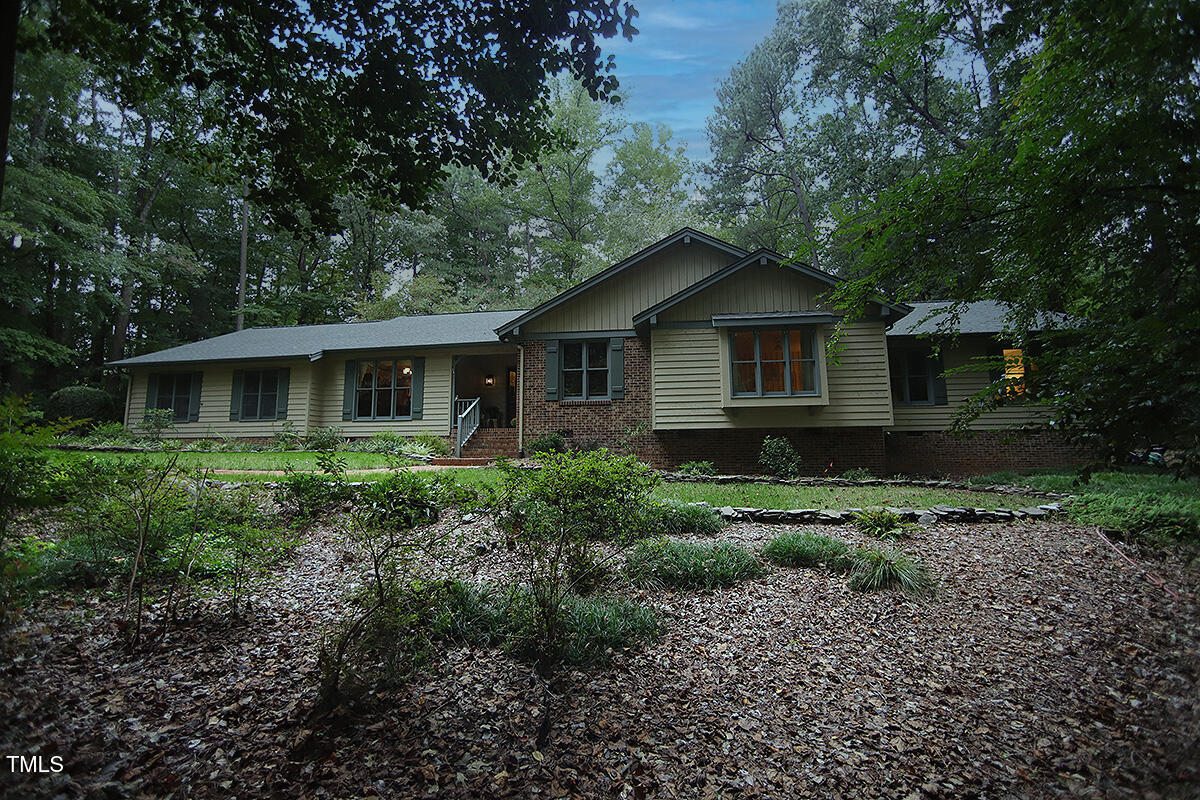 8821 Lomas Court Raleigh NC 27615