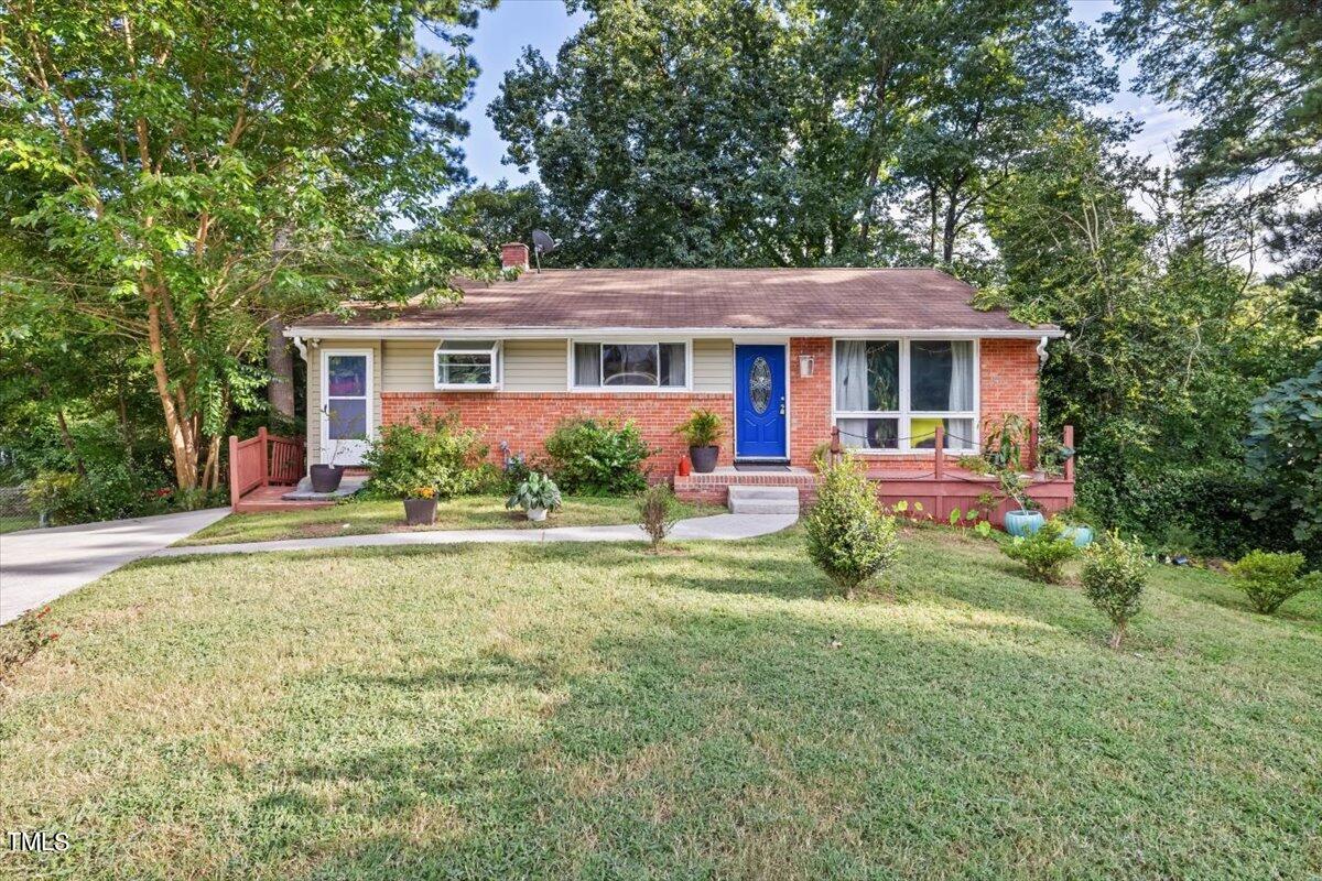 2100 Oakview Court Raleigh NC 27604