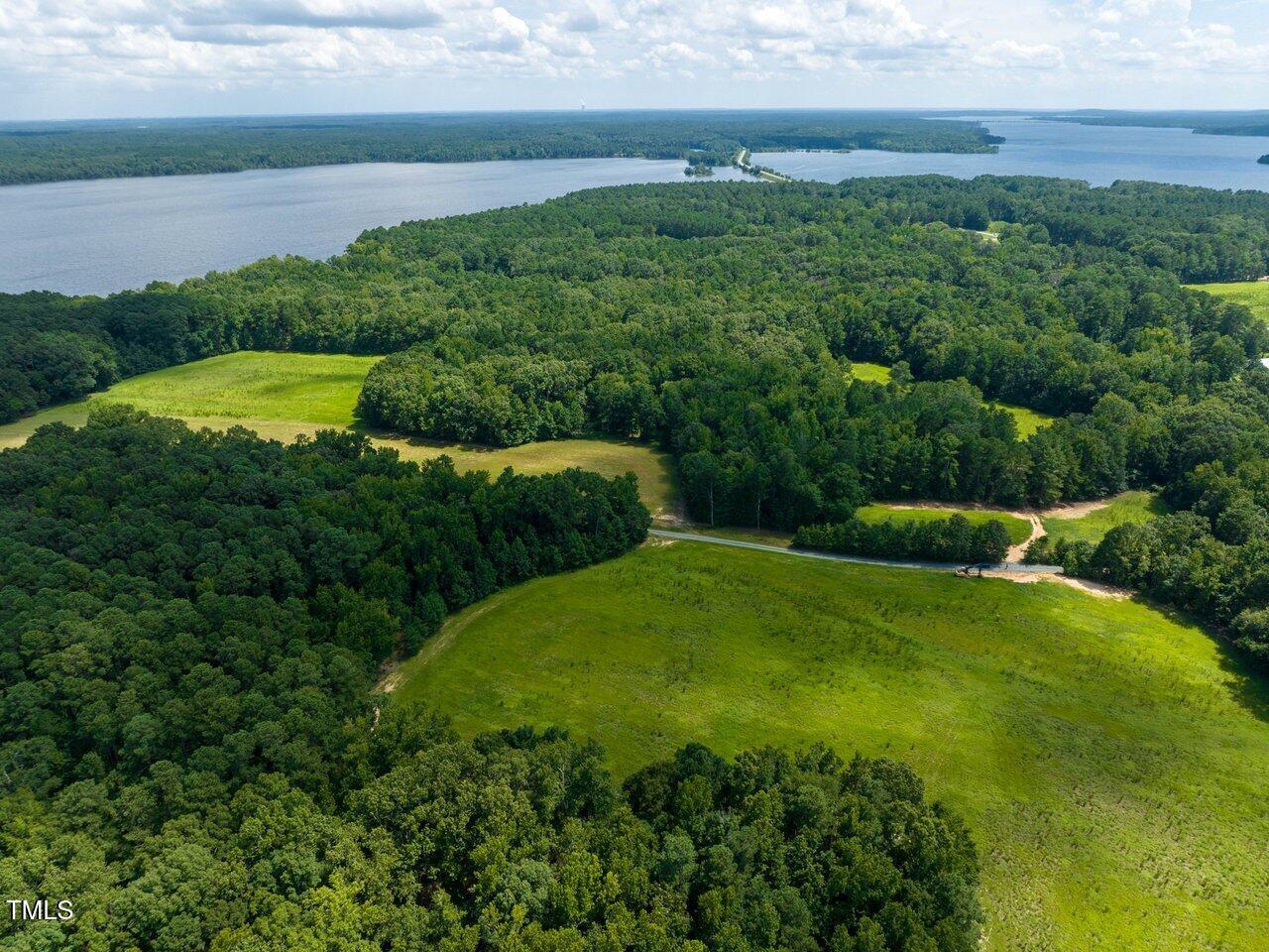 197 Lakeside Drive Chapel Hill NC 27517