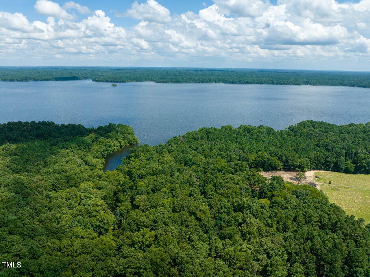 197 Lakeside Drive Chapel Hill NC 27517