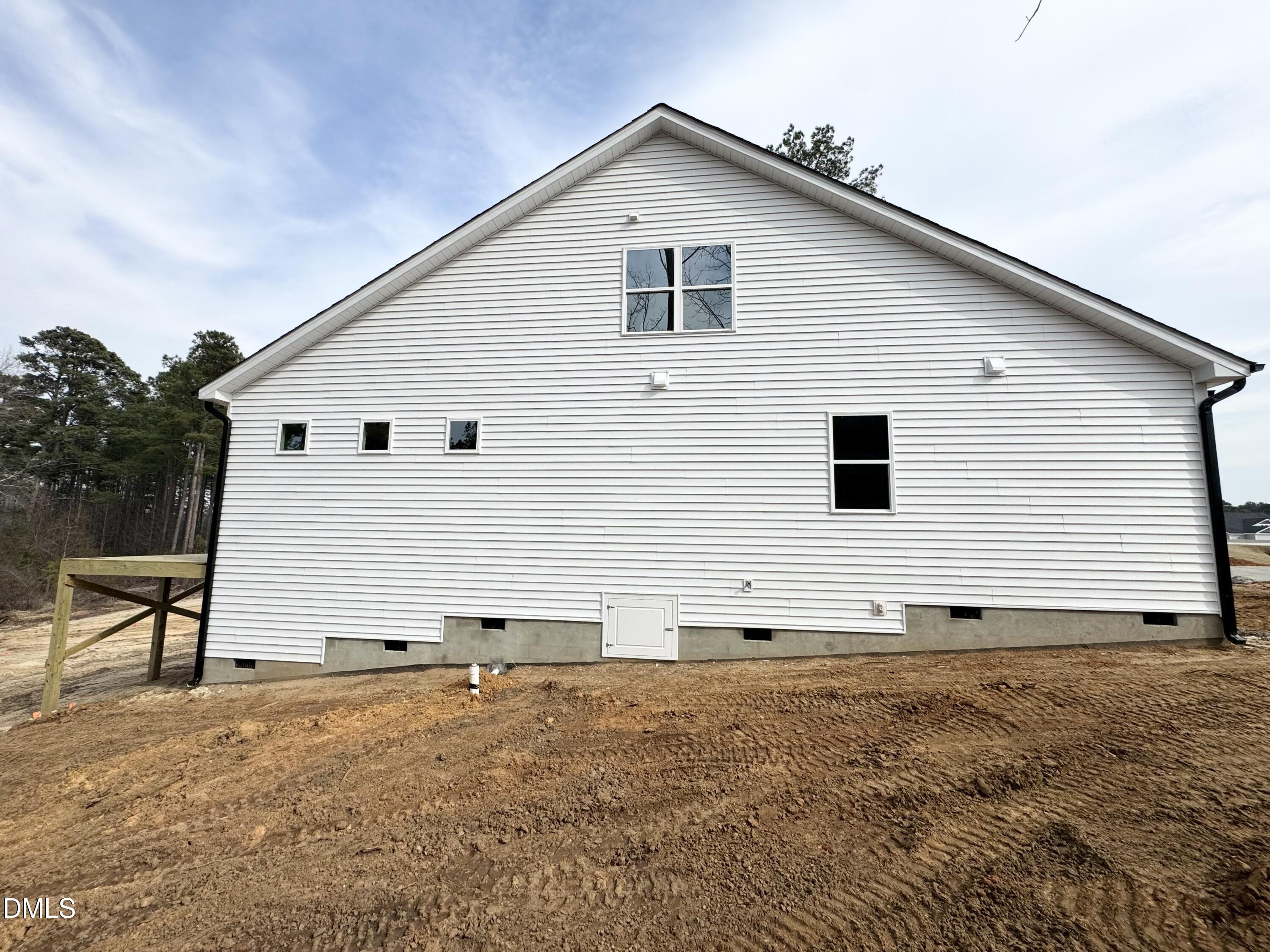 280 Golfview Avenue Benson NC 27504