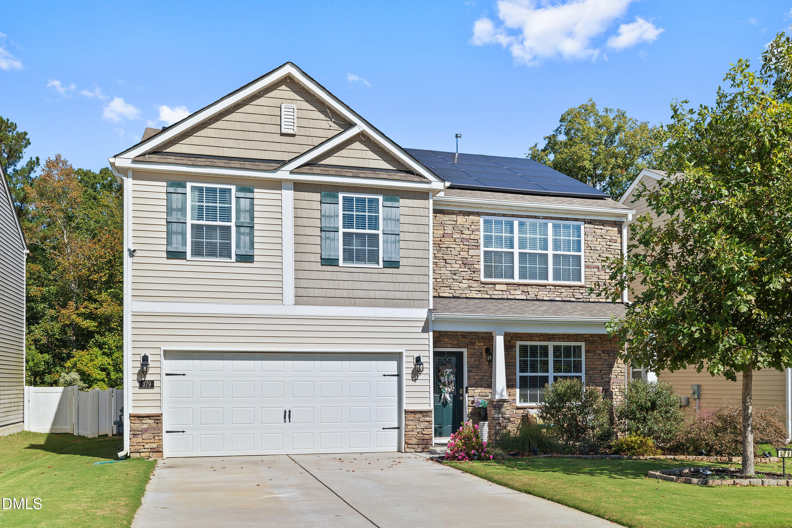 379 N Great White Way Clayton NC 27527