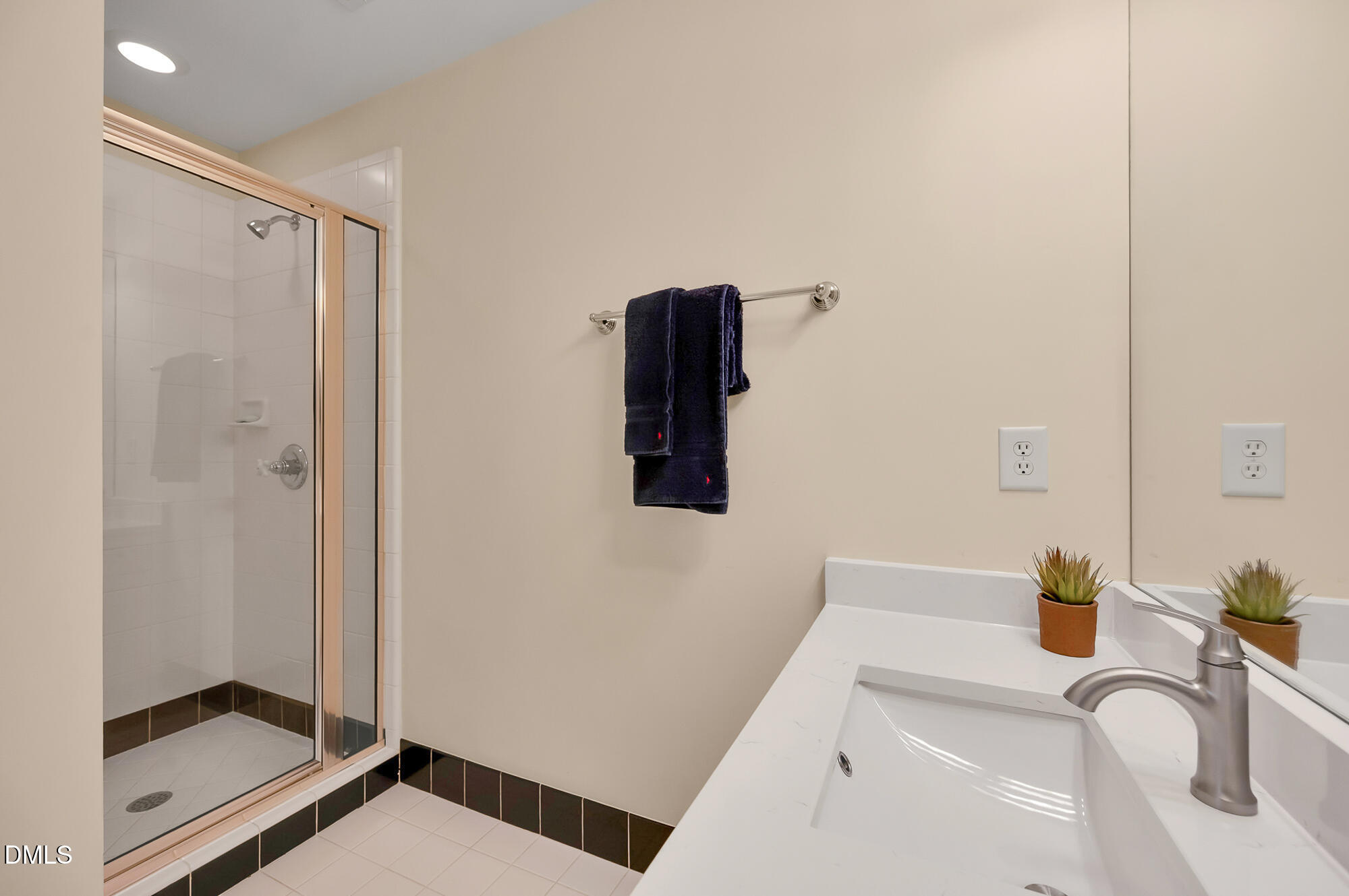 100 Maywood Way Chapel Hill NC 27516